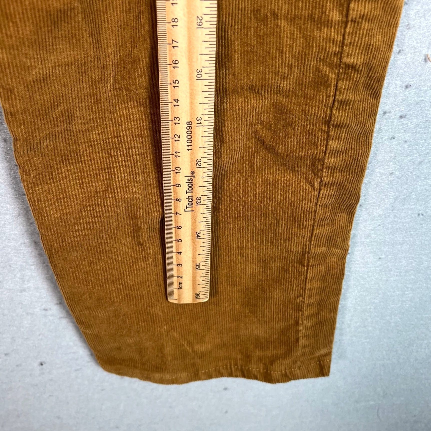 Gap Gap Mens Size 36 x 30 Slim Fit Brown Tapered Leg Corduroy Pant Shirt? Size US 36 / EU 52 - 6 Thumbnail