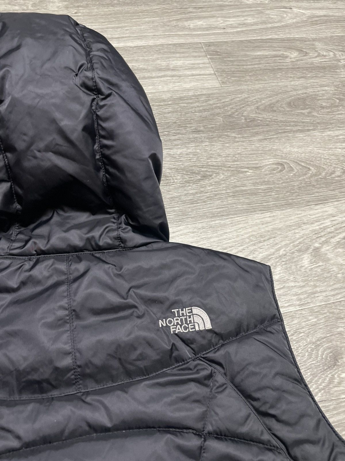The North Face The North Face 550 Goose Down Vest Black Hooded Puffer Size M / US 6-8 / IT 42-44 - 23 Thumbnail