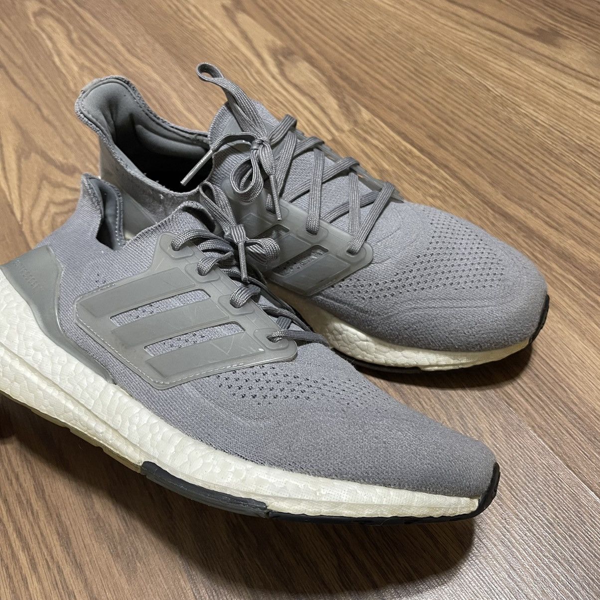 Adidas adidas Ultraboost Light grey silver Knit Upper Lace size 11 Size US 11 / EU 44 - 5 Thumbnail