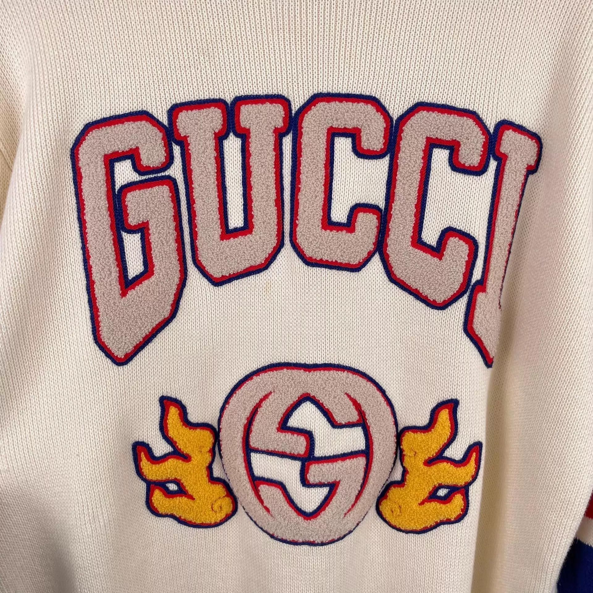 Gucci Gucci big logo knit sweatshirt S off-white Size US S / EU 44-46 / 1 - 3 Thumbnail