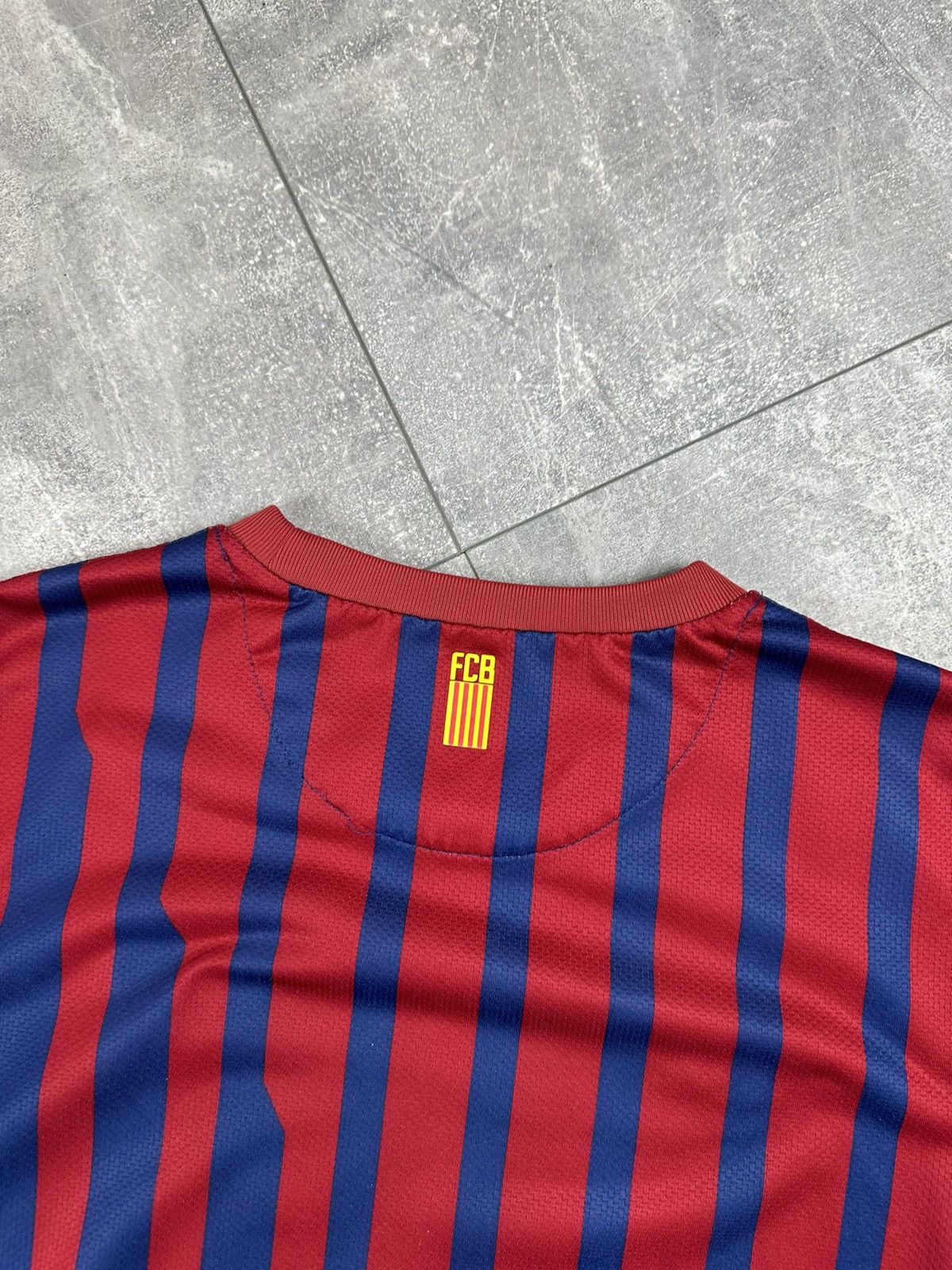 Nike Nike Barcelona FC Soccer Football Jersey Size US S / EU 44-46 / 1 - 12 Thumbnail