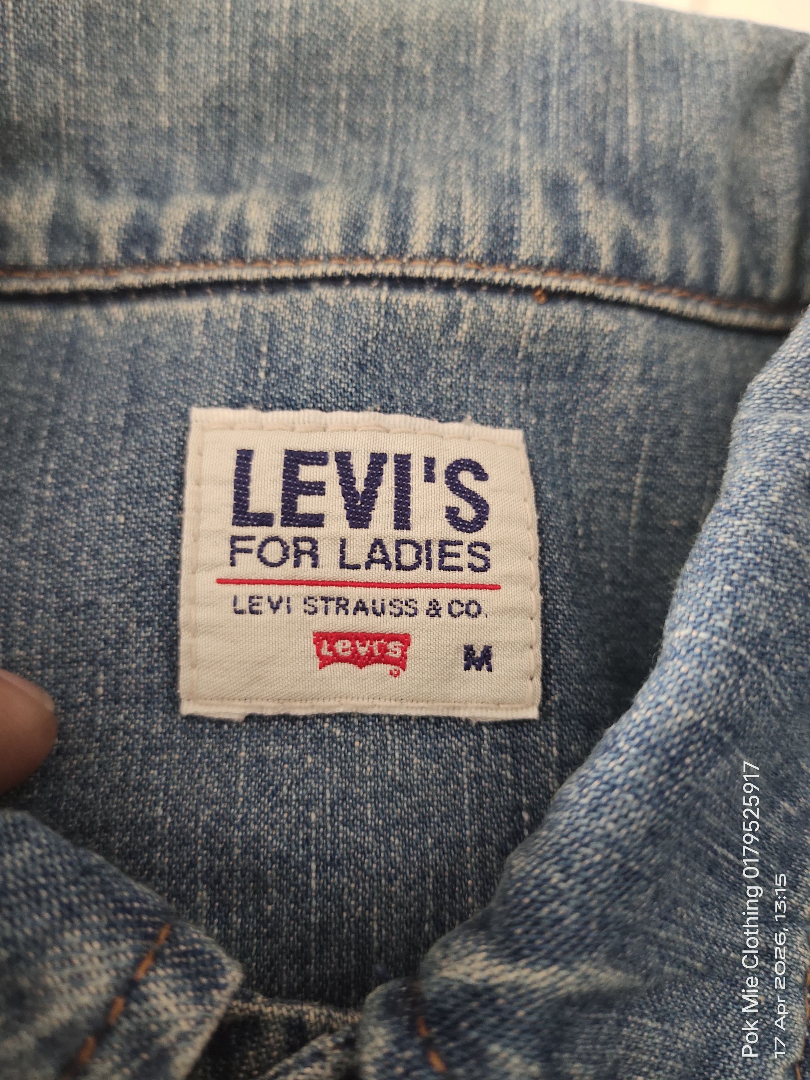 Levi's Vintage Levi's Ladies Denim Jacket Size M / US 6-8 / IT 42-44 - 3 Thumbnail
