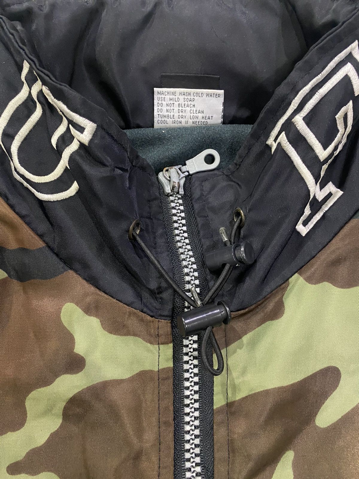 Fubu fubu urban gear jacket Size US XXL / EU 58 / 5 - 6 Thumbnail