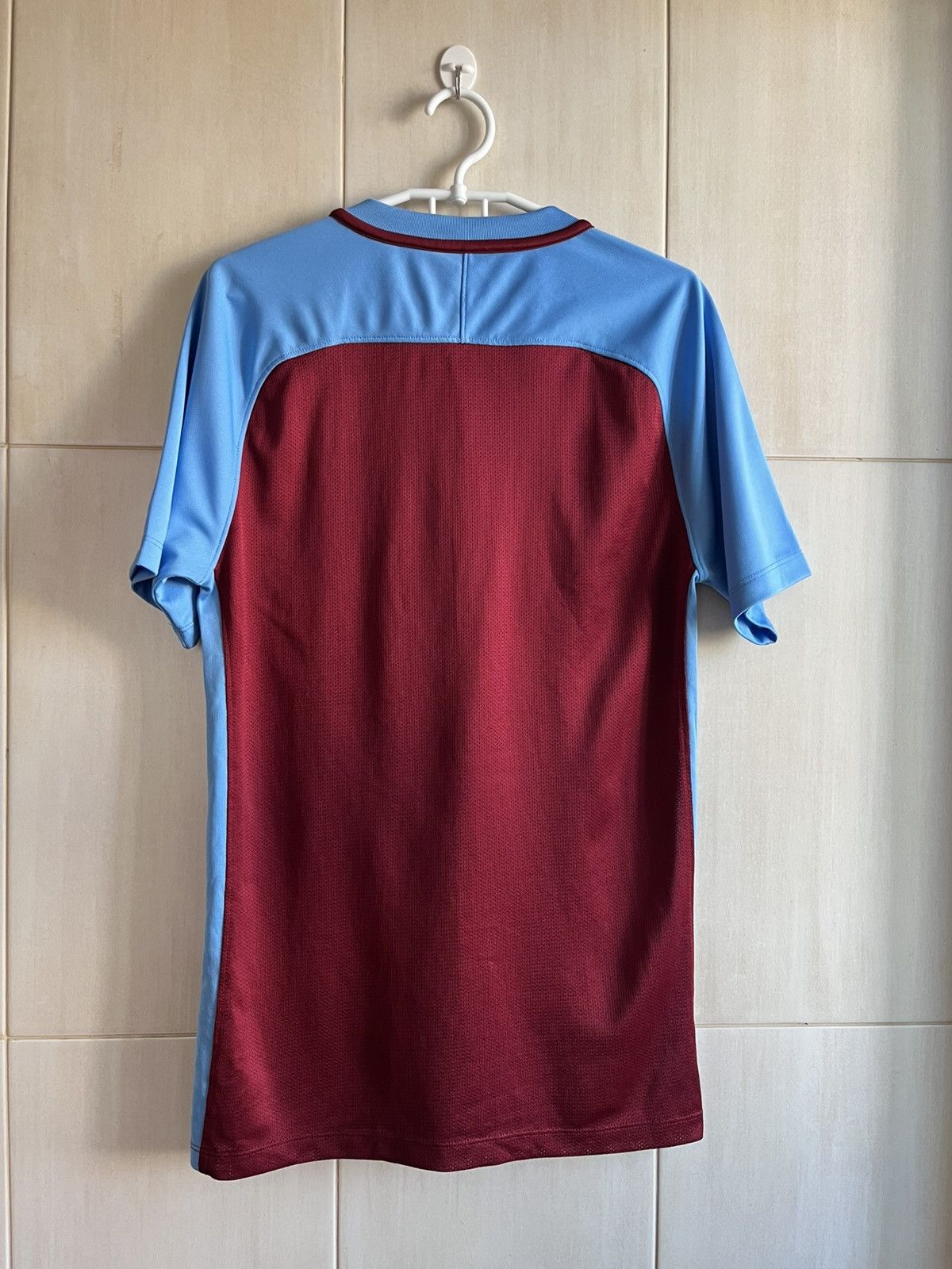 Nike × Vintage Nike Trabzonspor 2017/18 Home Men Football Shirt/Jersey Size US S / EU 44-46 / 1 - 7 Thumbnail