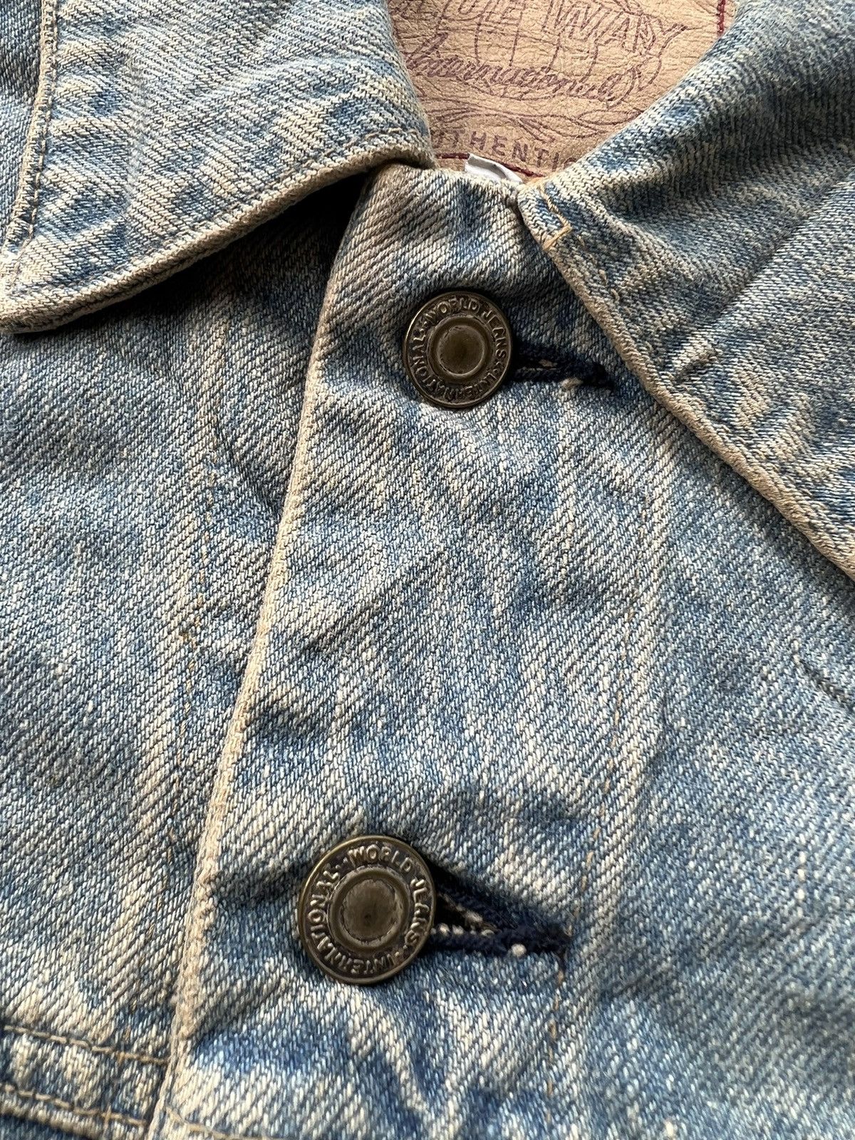 Japanese Brand (L) Vintage Blue Way Japanese Brand Sand Wash Denim Jacket Size US L / EU 52-54 / 3 - 4 Thumbnail