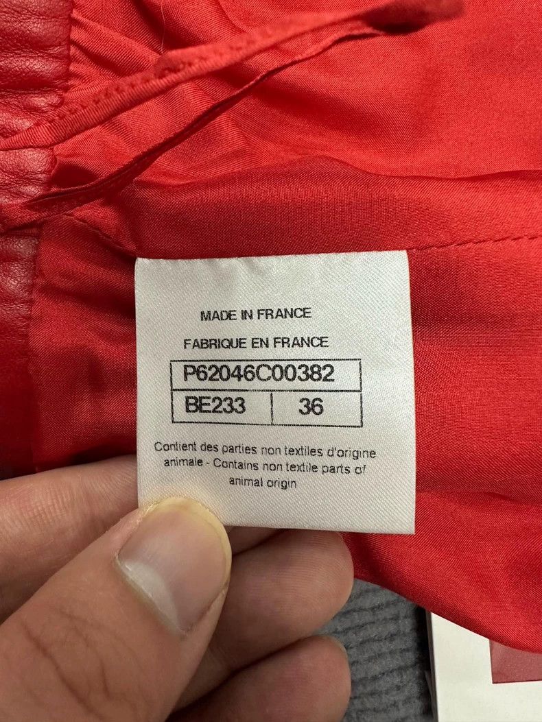 Chanel Chanel Red sheepskin shorts Size 24" / US 00 / IT 34 - 6 Thumbnail