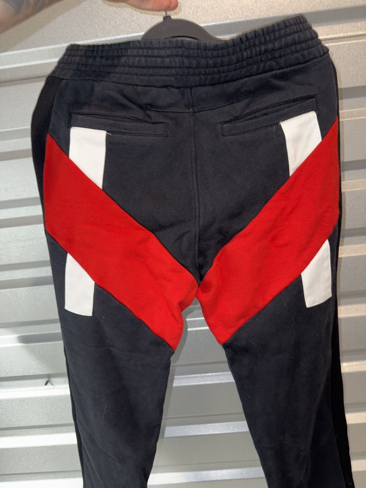 Givenchy Givenchy Black Embroidery Joggers Size Medium Size US 32 / EU 48 - 2 Thumbnail