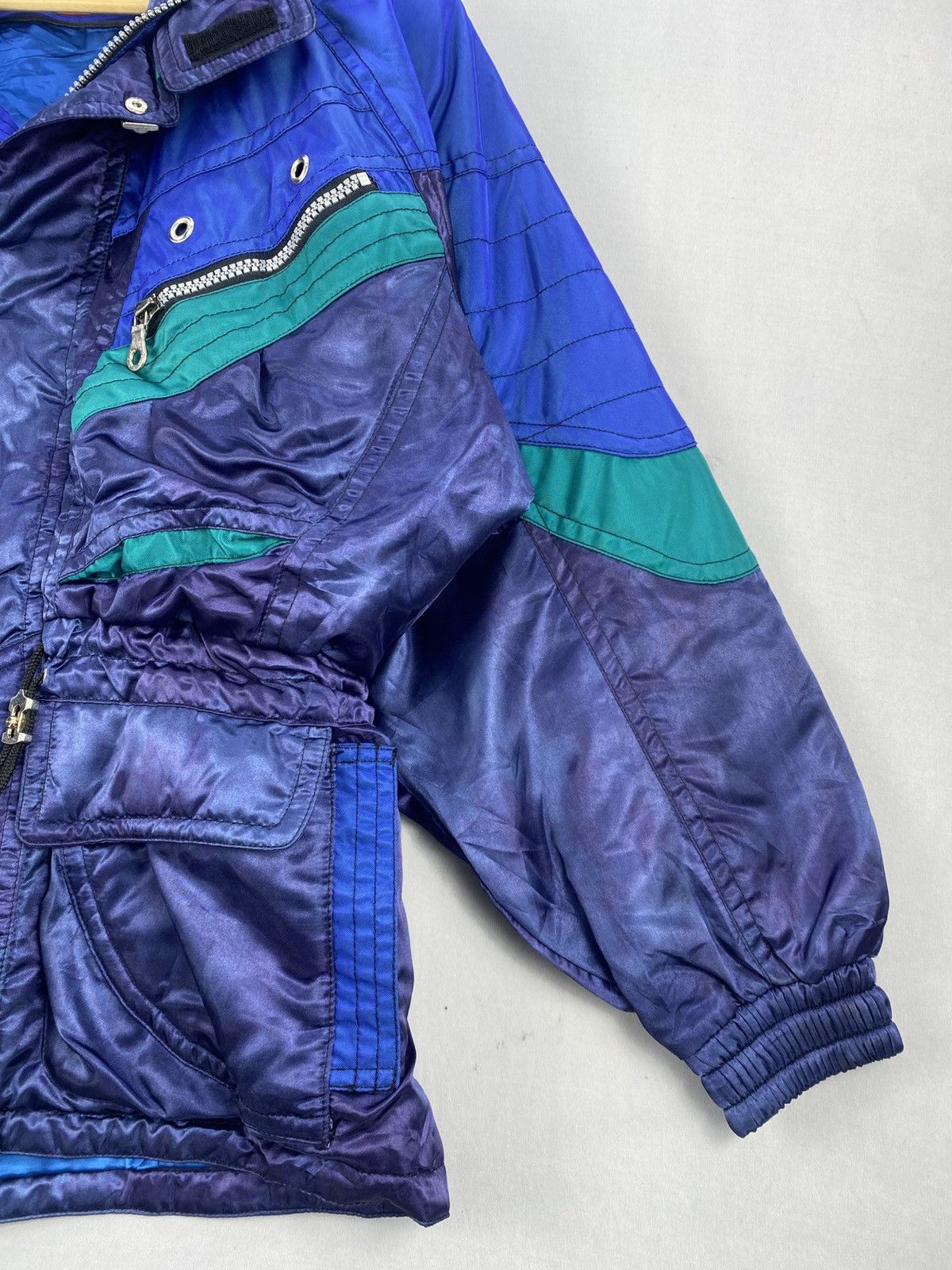 Asics Vintage Asics Multicolour Ski Jacket Size US L / EU 52-54 / 3 - 3 Thumbnail