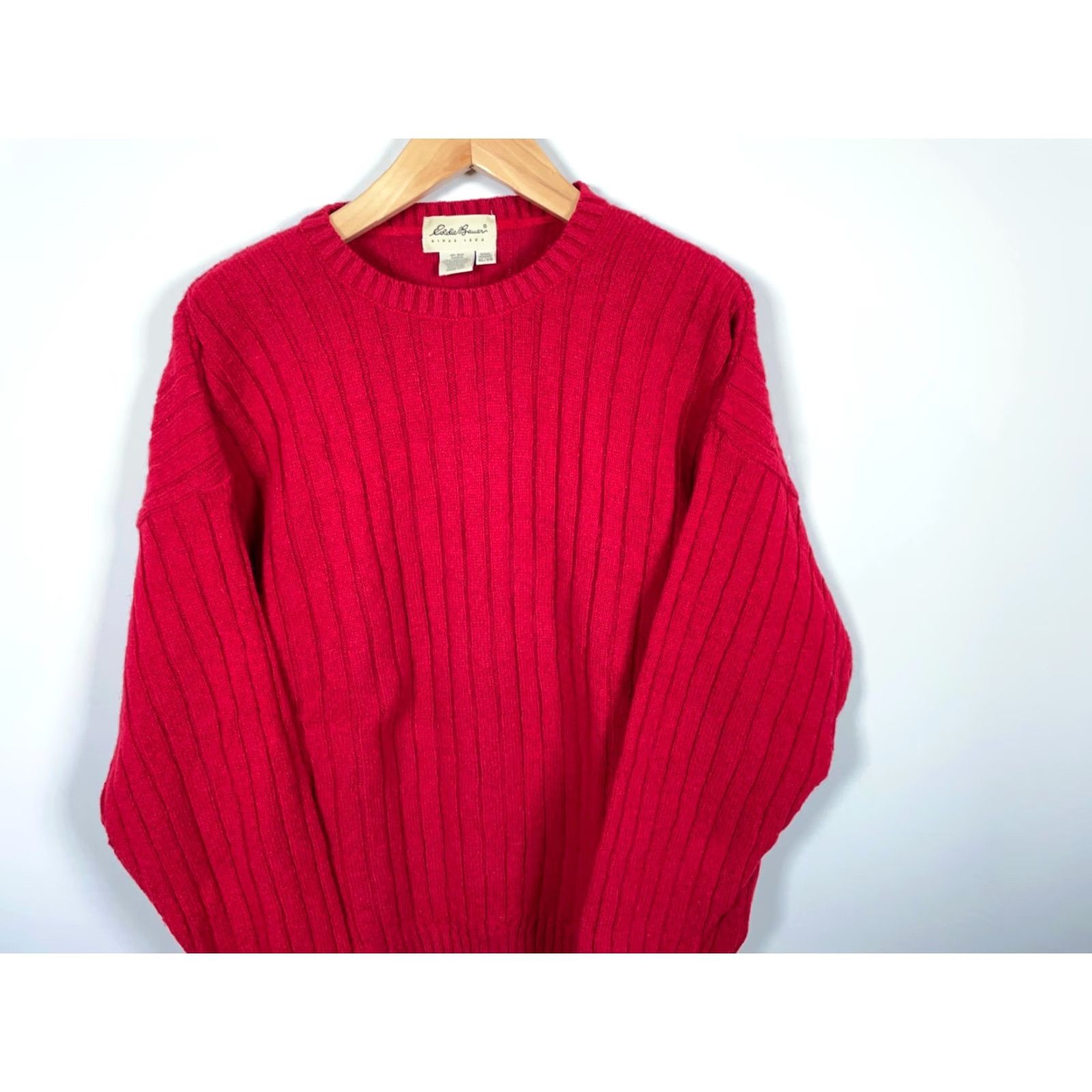 Eddie Bauer VINTAGE Eddie Bauer Sweater Men's XL Red Wool Blend Chunky-Knit Crewneck England Made Casual Pullover Heavyweight 90s, Classic, Dad, Preppy, Retro Size US XL / EU 56 / 4 - 4 Thumbnail