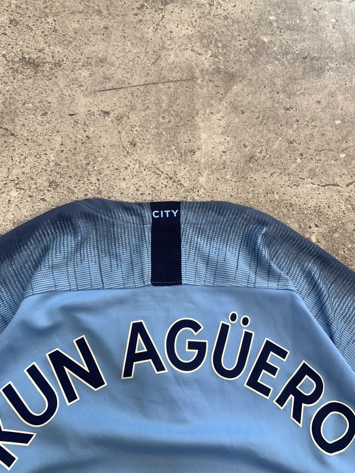Nike × Vintage Vintage Nike Manchester City Kun Aguero 2018 blockcore Size US XL / EU 56 / 4 - 18 Thumbnail