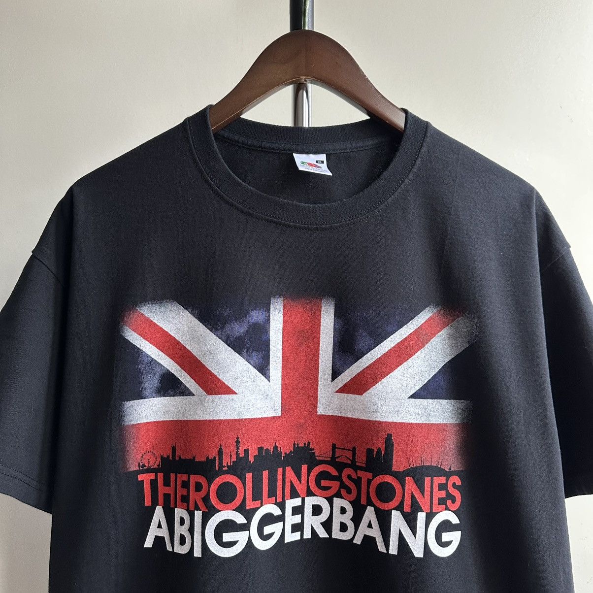 Band Tees × The Rolling Stones × Vintage Vintage The Rolling Stones A Bigger Bang 2007 Tour Promo Tee Size US XL / EU 56 / 4 - 3 Thumbnail