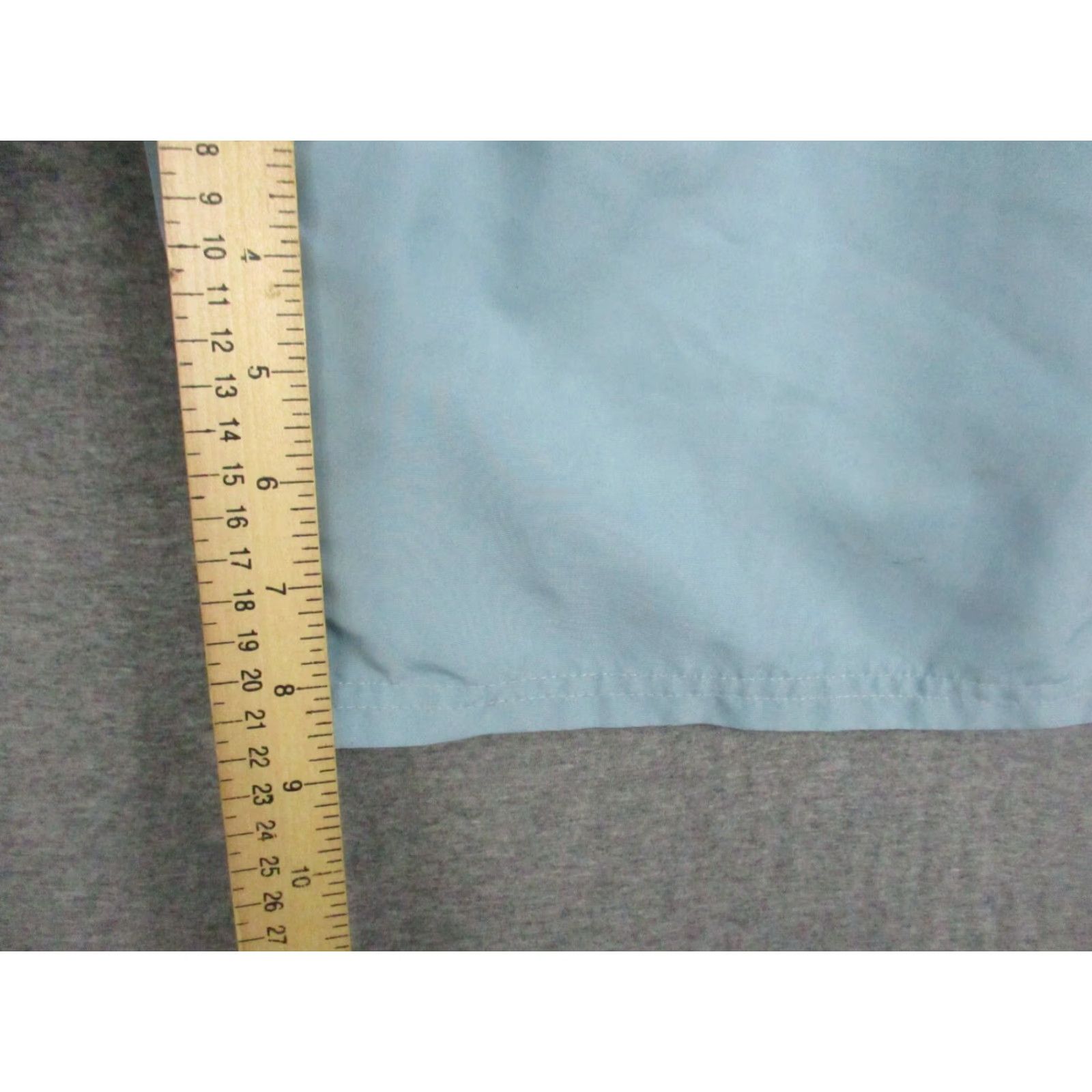 Nike Nike Board Shorts L Men's Blue Colorblock Lined Pockets Surfing Beach 90s Logo - Middle by Nike? Size US 33 - 7 Thumbnail