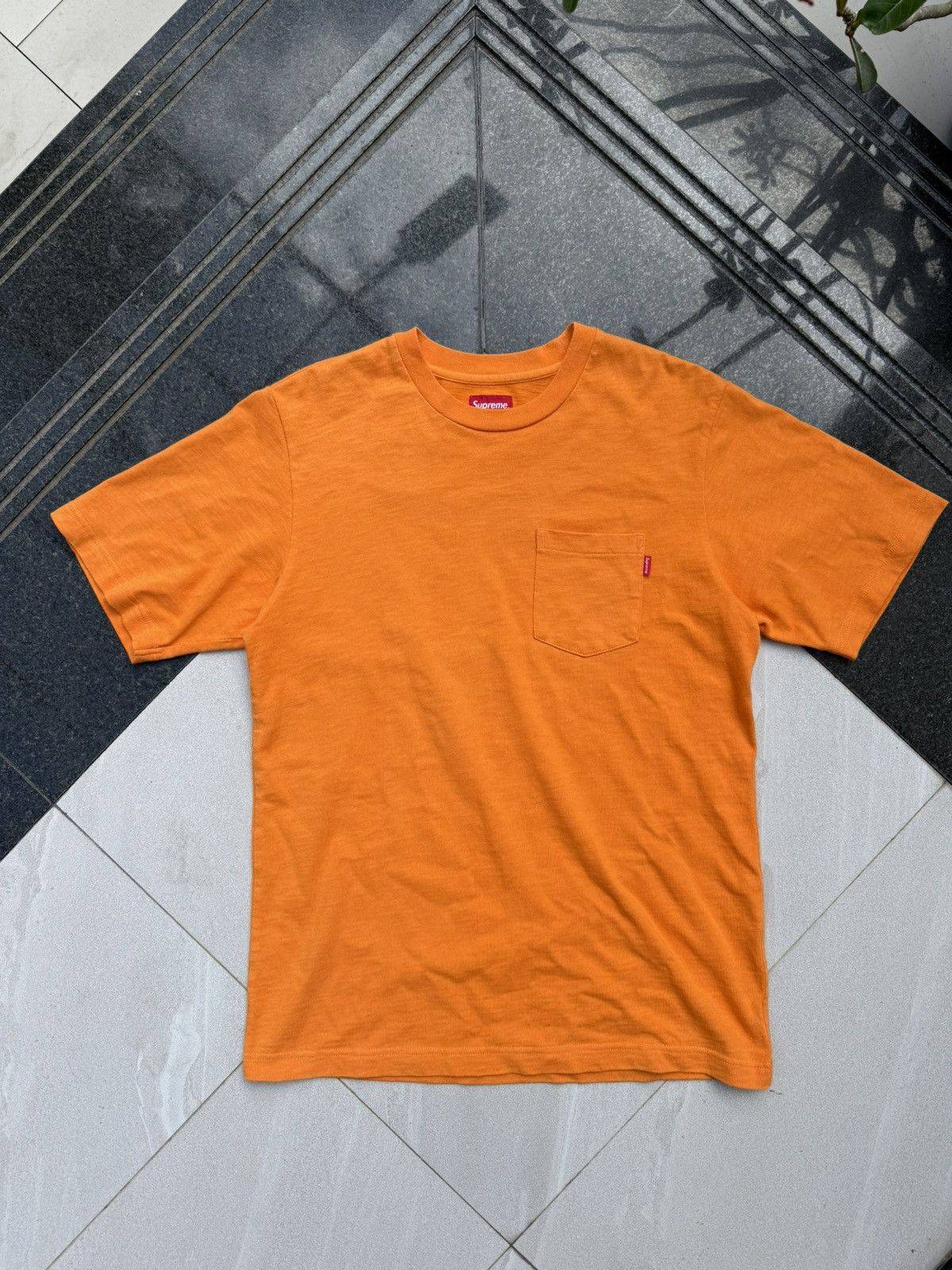 90’s SUPREME RARE POCKET LOGO Y2K RETRO VINTAGE TSHIRT TEE