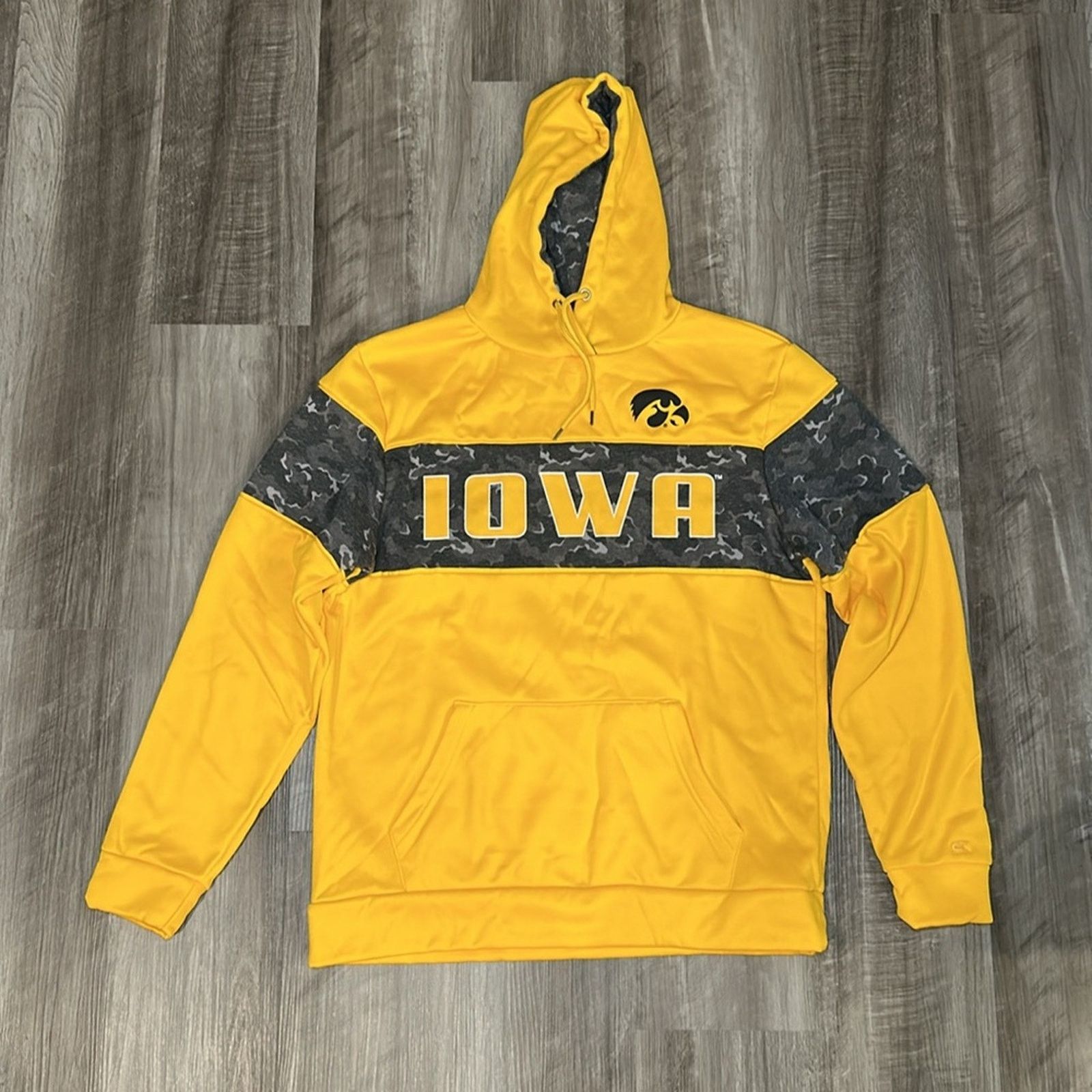 Colosseum Athletics Iowa Hawkeyes Colosseum Fleece Hoodie - Medium Size US M / EU 48-50 / 2 - 2 Thumbnail