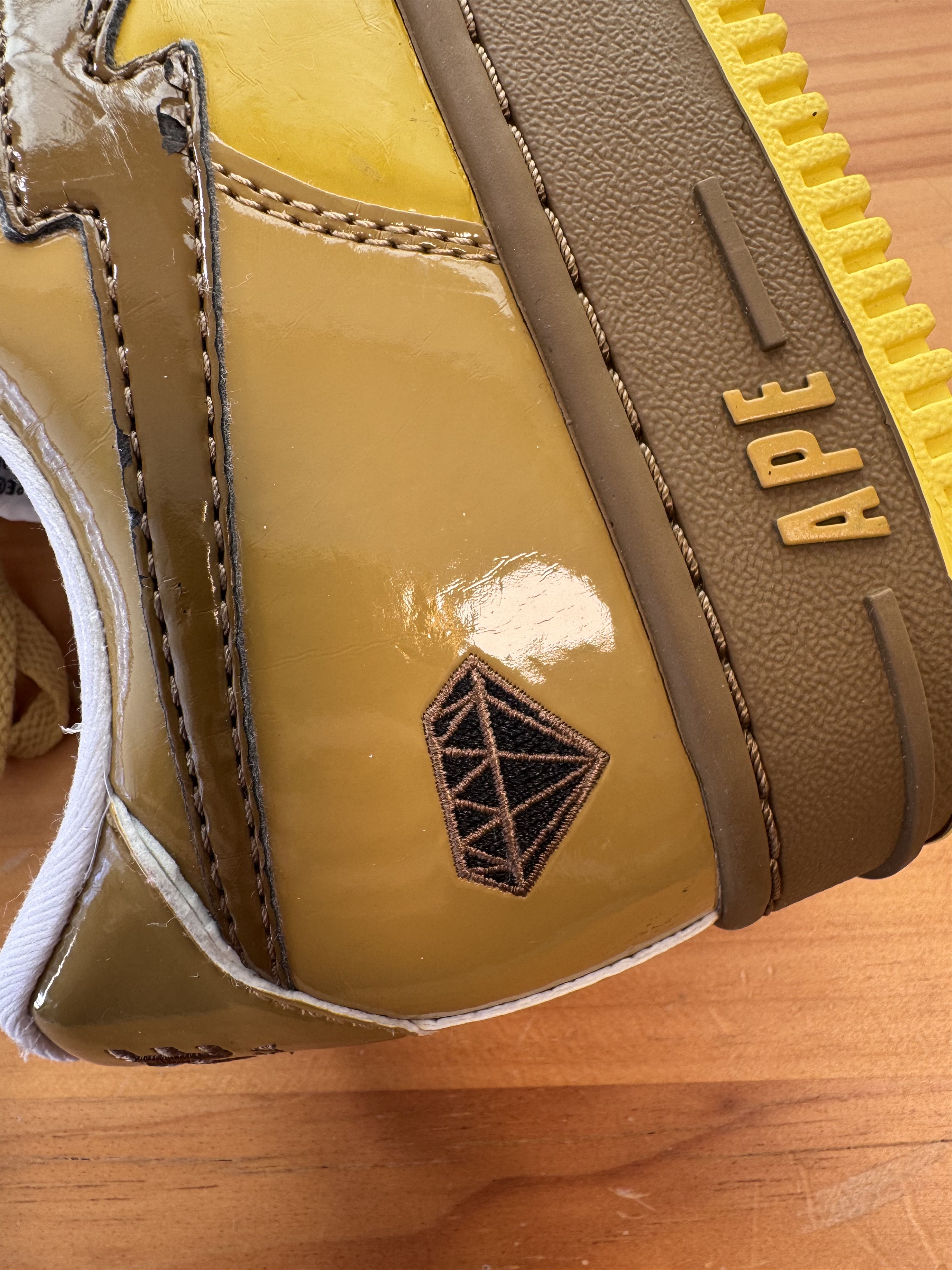 Bape Bape Gold Card Member FS 2008 Size US 9 / EU 42 - 7 Thumbnail