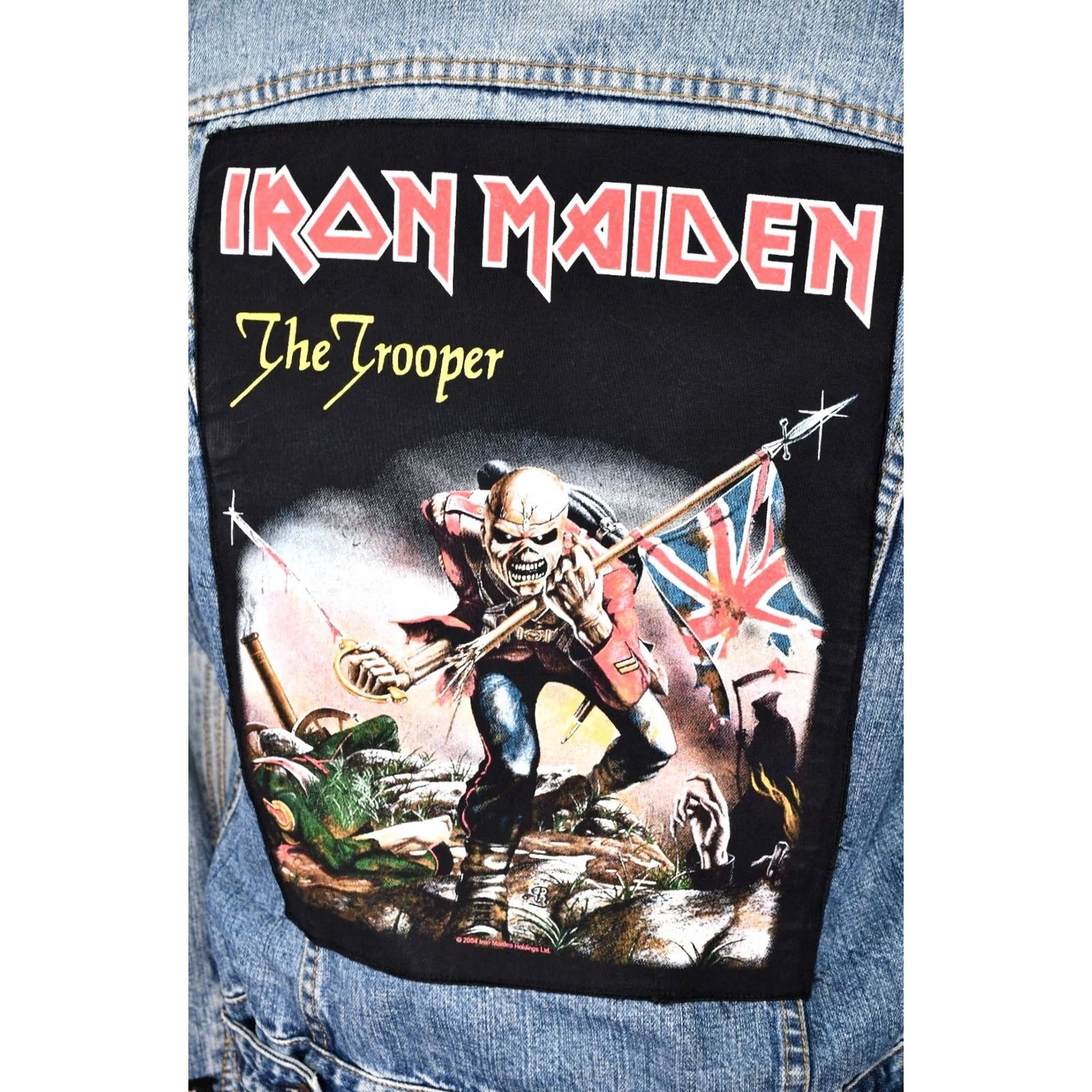 Vintage VINTAGE Iron Maiden JACKET Denim Jacket Men M Blue 2004 Patches Very Good Band Shirt Mens Size US 31 - 5 Thumbnail