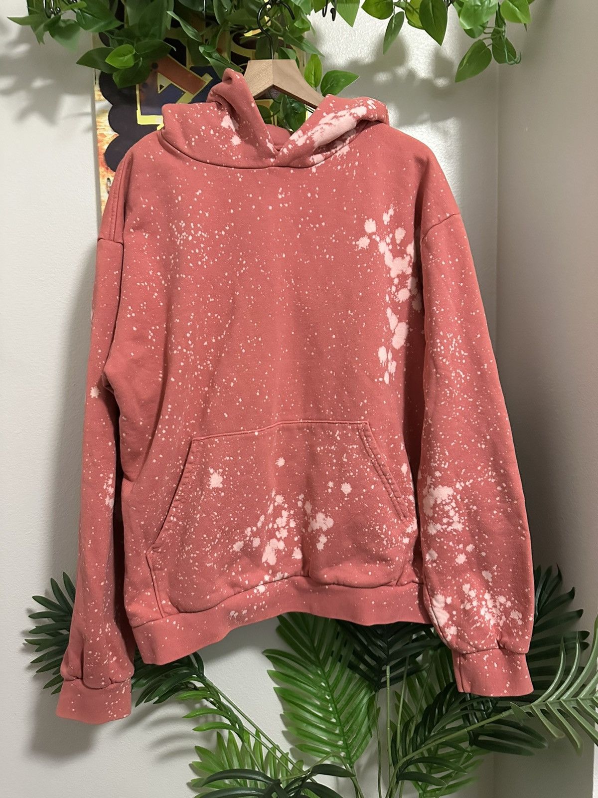 Other Salmon dyed hoodie blank. Came from TMG. Size US XL / EU 56 / 4 - 1 Thumbnail