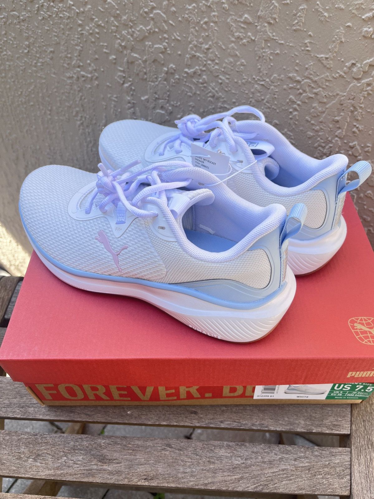 Puma Puma Sneakers Women’s size US 7.5 Size US 7.5 / IT 37.5 - 1 Thumbnail