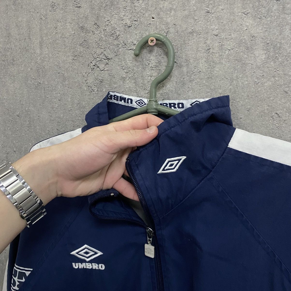 Umbro Vintage Umbro 90s Track Jacket Embroidered Logo Y2K Size US L / EU 52-54 / 3 - 8 Thumbnail