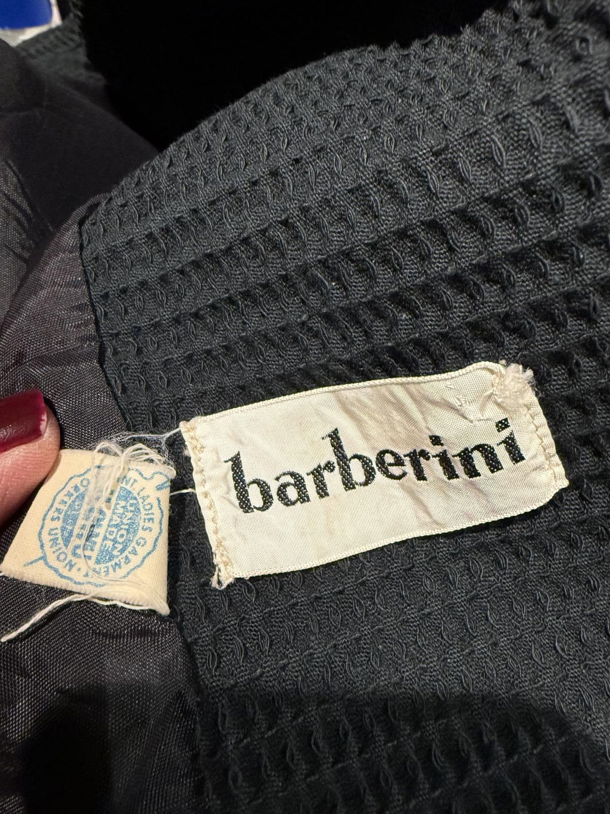 Other Barberini Vintage Black Textured Cropped Jacket Size M / US 6-8 / IT 42-44 - 3 Thumbnail