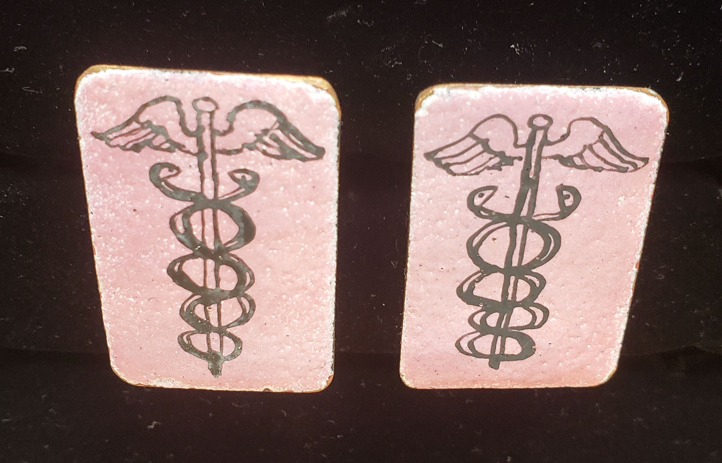Vintage vintage cuff links medical doctor pink enamel Size ONE SIZE - 3 Thumbnail