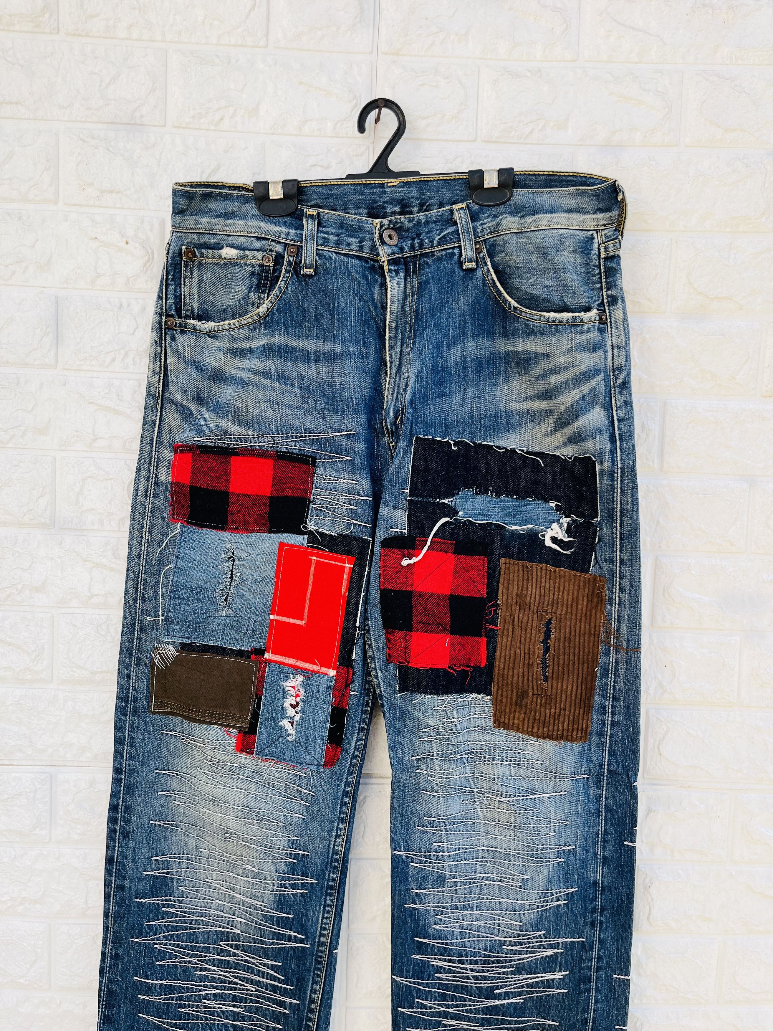 Japanese Brand Vintage 90s Levis Distressed Japan Designer Fashion Style Size US 32 / EU 48 - 3 Thumbnail