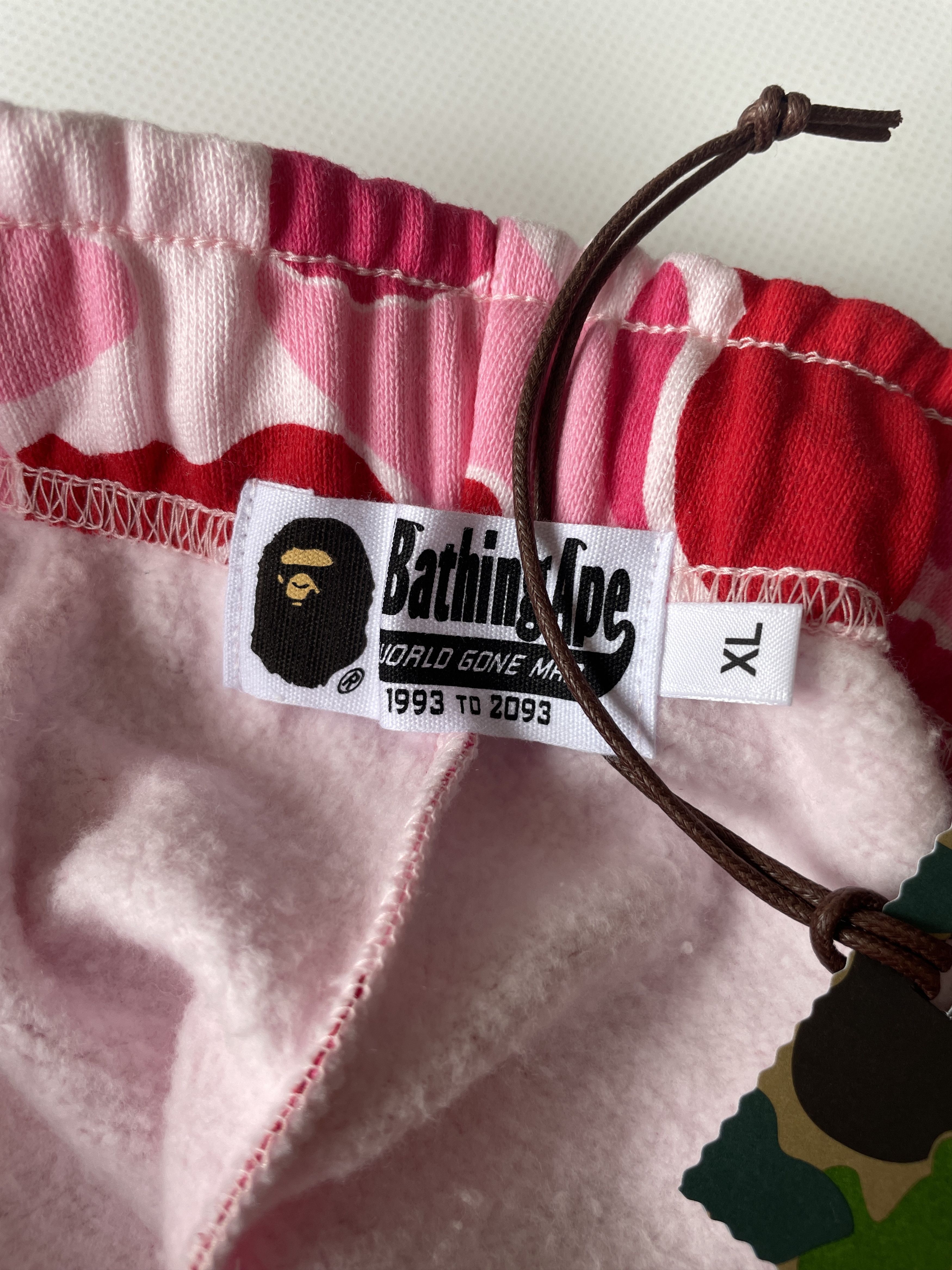 Bape BAPE ABC CAMO SHARK SWEAT SHORTS Size US 36 / EU 52 - 6 Thumbnail