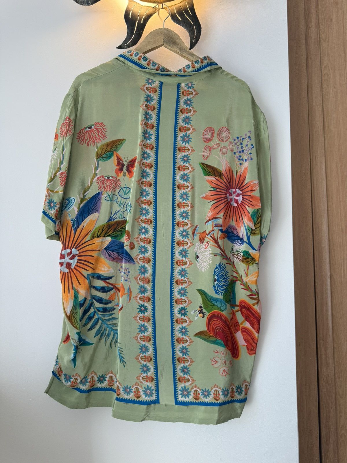 Farm Rio Farm Rio XL viscose shirt Size US XL / EU 56 / 4 - 3 Thumbnail