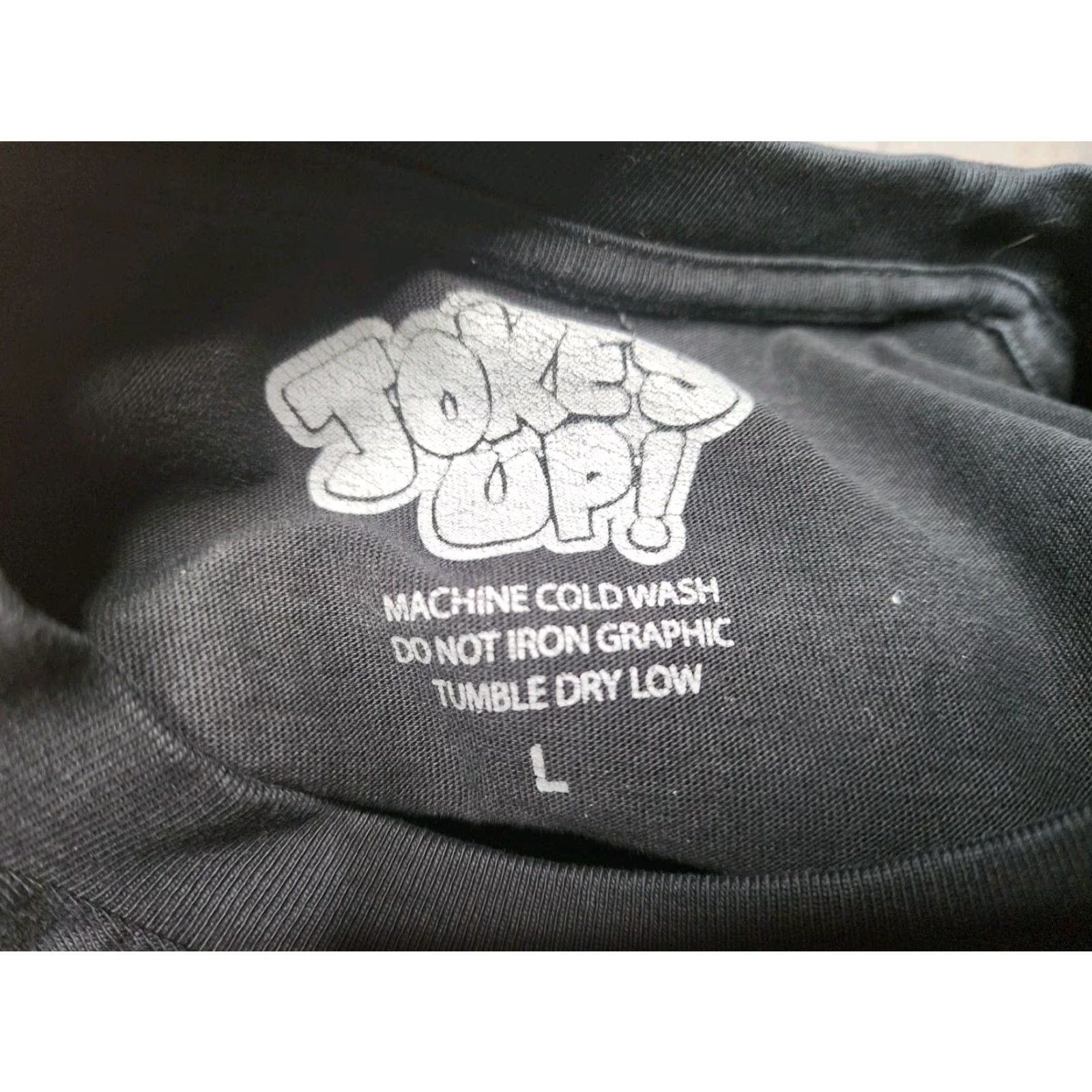 Vintage VINTAGE Jokes Up Joker Face Comics T-Shirt Black Short Sleeve Adult Large Distressed Funny Beach Birthday Mens Size US L / EU 52-54 / 3 - 5 Thumbnail
