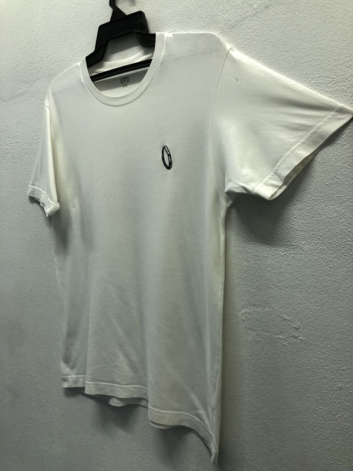 Uniqlo Jujutsu Kaisen O Movie Yuta Okkotsu&Rika Orimoto Shirt Size US M / EU 48-50 / 2 - 6 Thumbnail