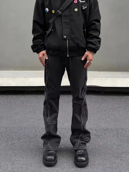 Vintage raw edge washed black micro-flared jeans