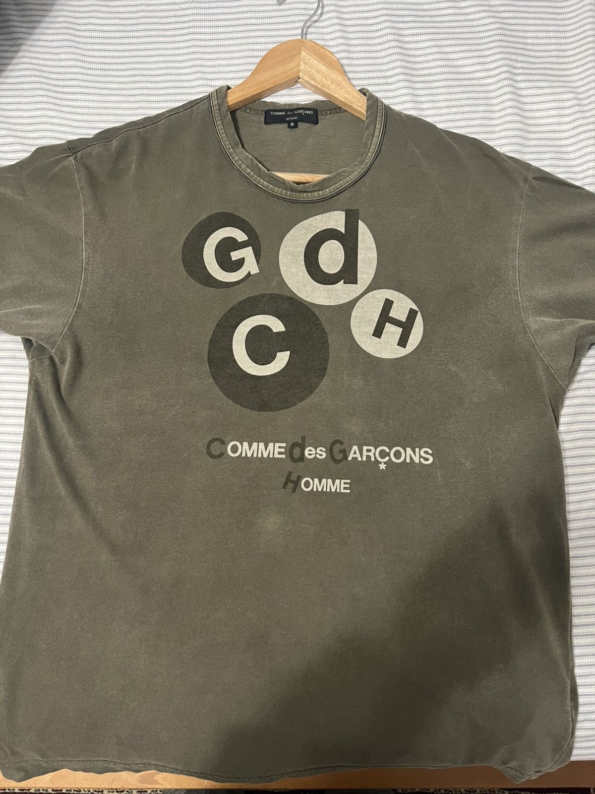 Comme des Garcons Homme CDG Homme graphic tee Size US S / EU 44-46 / 1 - 1 Thumbnail