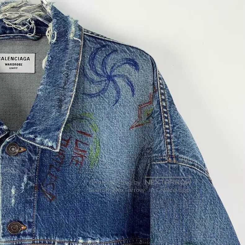 Balenciaga Balenciaga Blue Washed Graffiti Printed Cotton Collar Sing Size US L / EU 52-54 / 3 - 3 Thumbnail