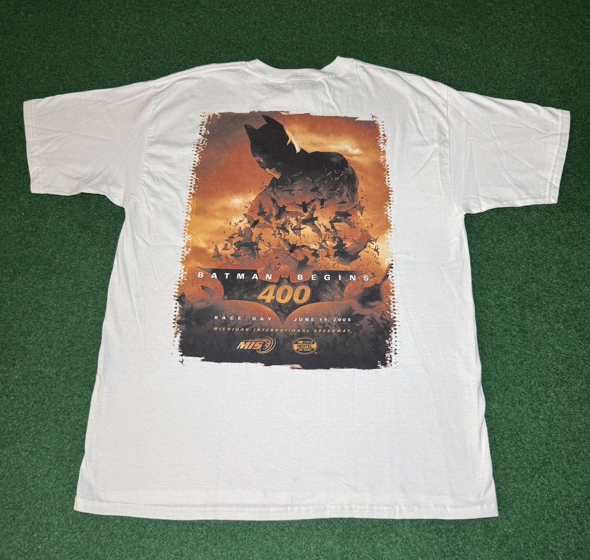 Vintage Vtg Batman Begins Movie Christian Bale 2005 Nascar T Shirt Size US XL / EU 56 / 4 - 1 Thumbnail