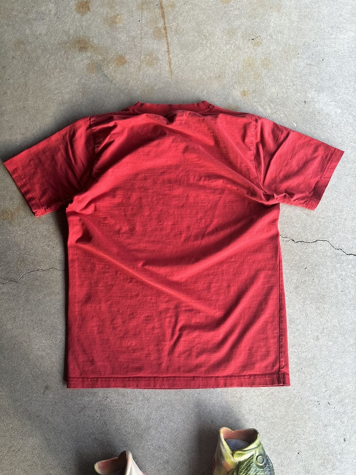 Vintage Crazy 90s Versace Big Logo Essential Red Boxy Grail Tee Size US M / EU 48-50 / 2 - 2 Thumbnail
