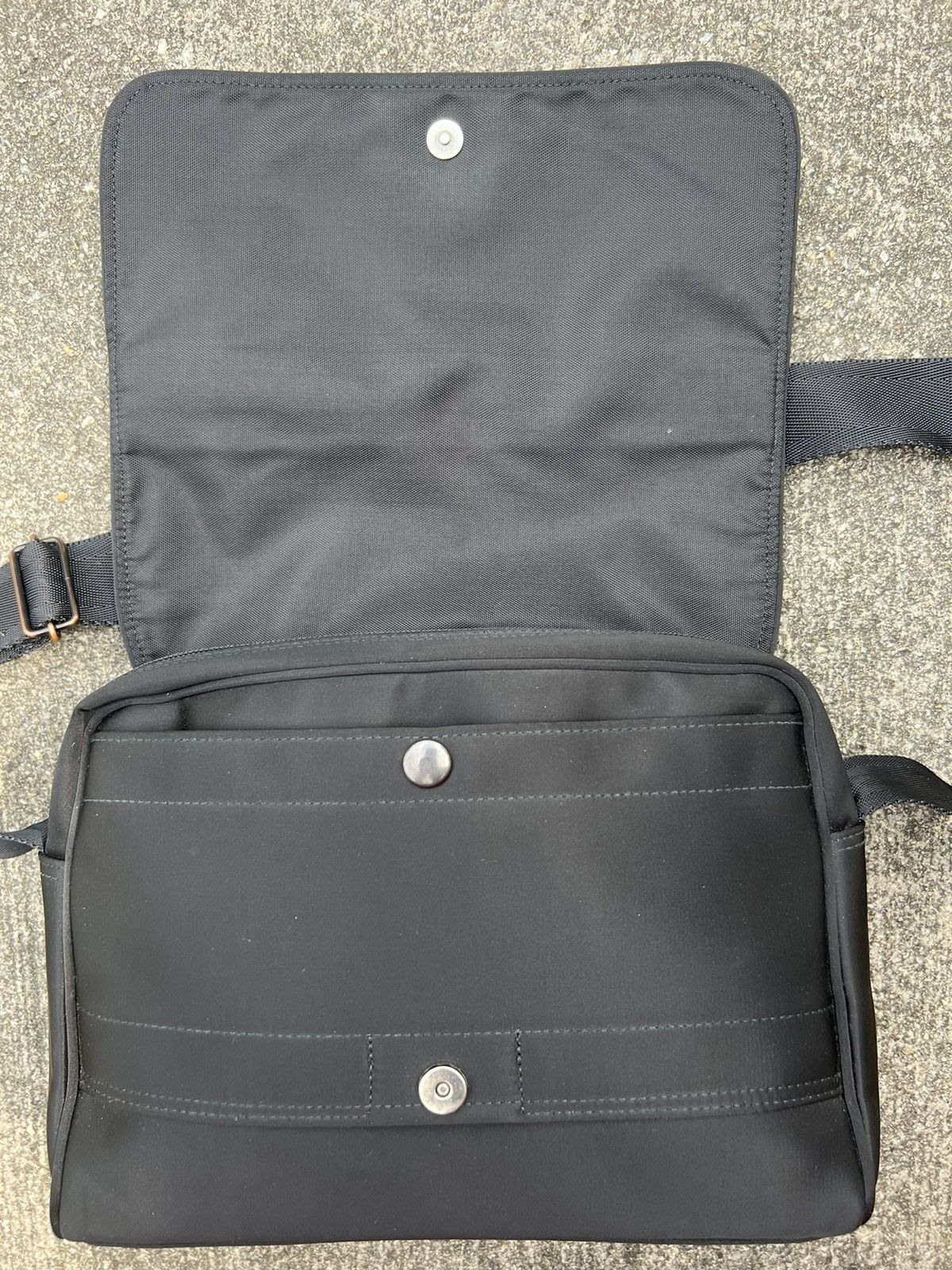 Yohji Yamamoto Vintage Yohji Yamamoto Y’saccs Pour Homme Sling Bag Black Size ONE SIZE - 9 Thumbnail