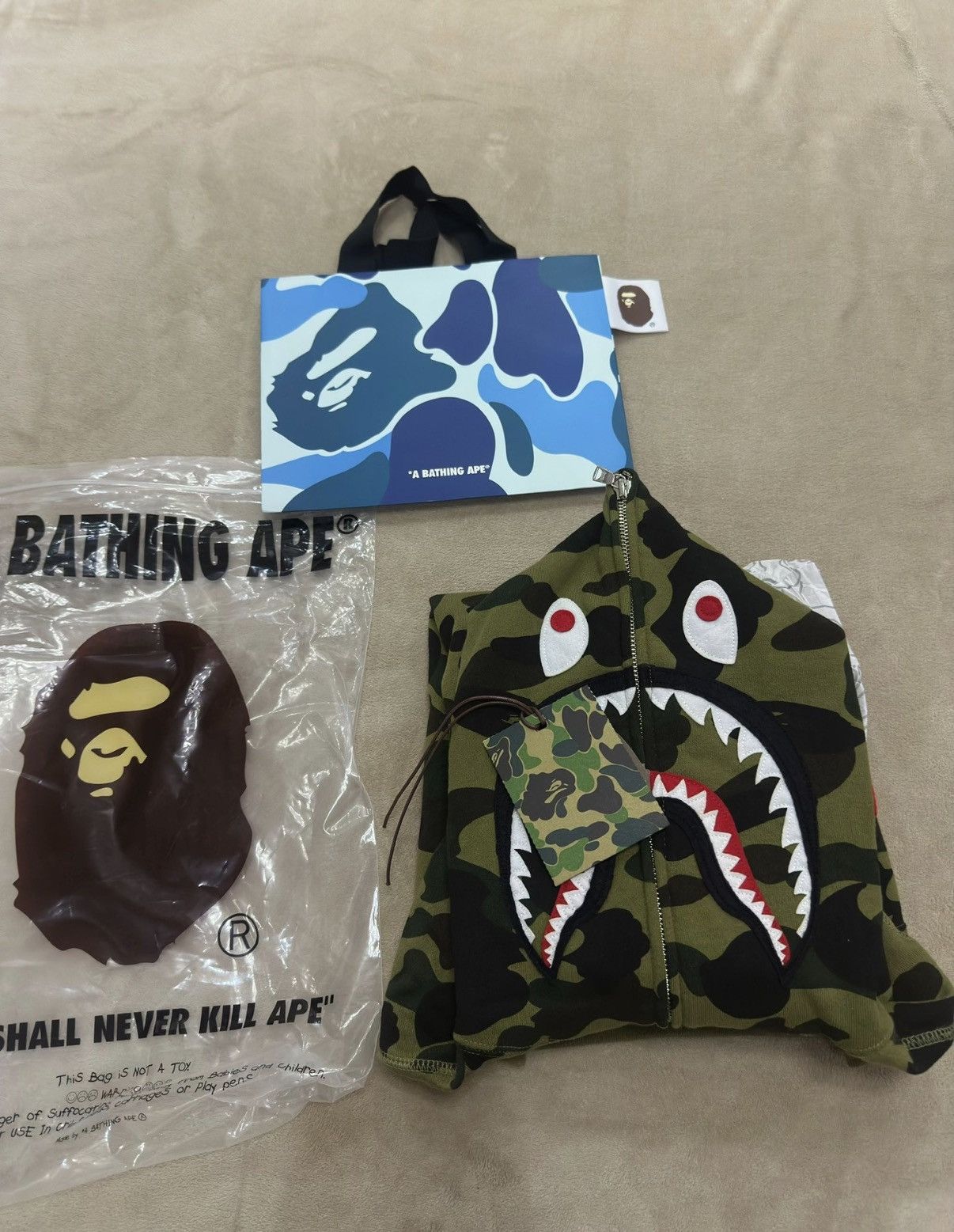 Bape BAPE 1st Camo Green Shark Hoodie Jacket K5 Size US XS / EU 42 / 0 - 9 Thumbnail