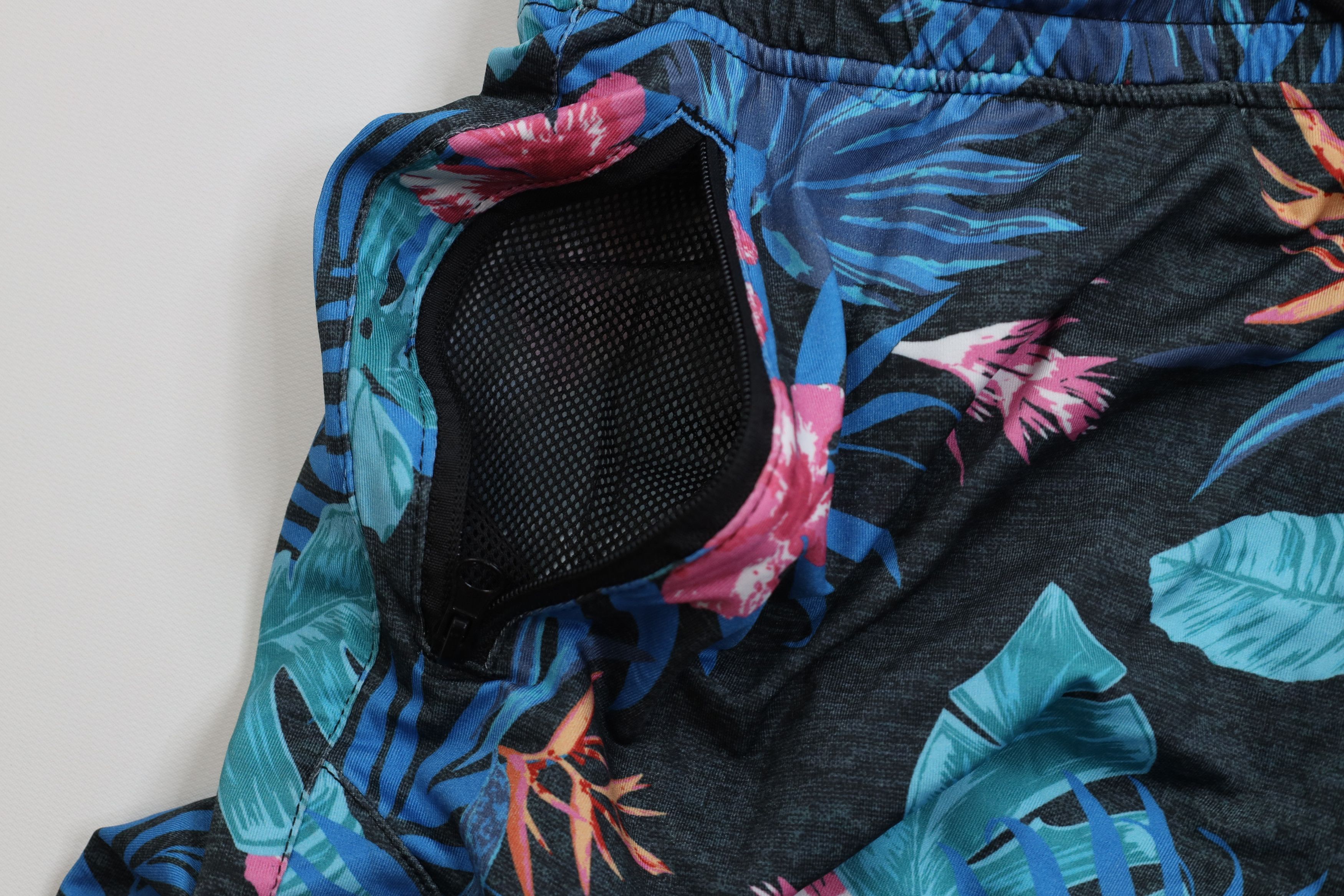 Matix Deadstock Y2K Matix Surfing Hawaiian Beach Shorts Surf Size US 32 / EU 48 - 5 Thumbnail