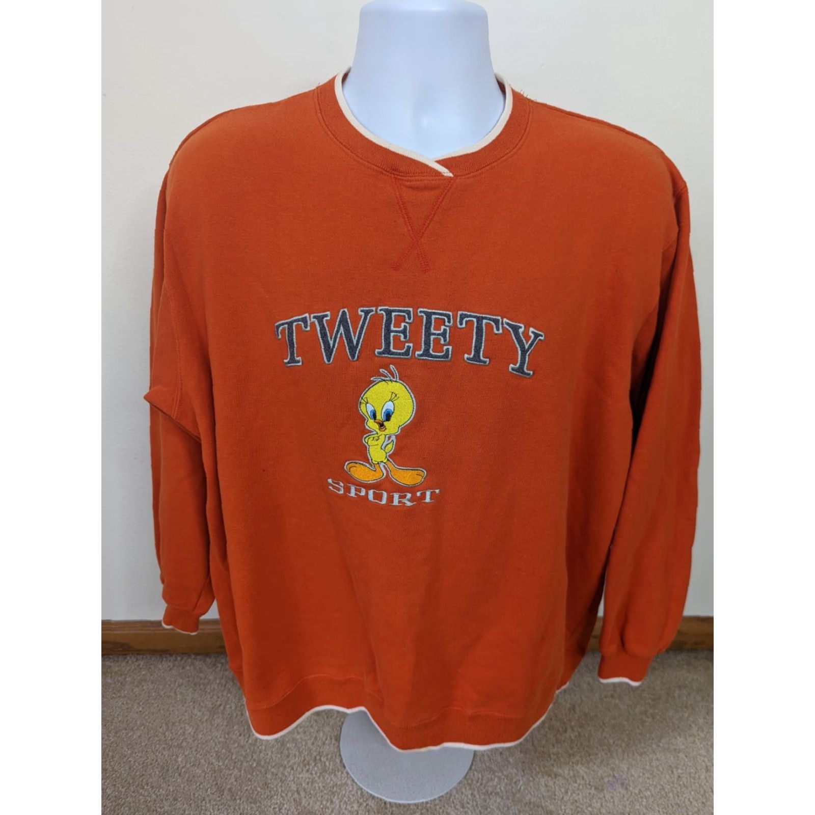 Vintage VINTAGE Tweety Bird Sweatshirt Looney Toons Sweatshirt UNISEX Adults Size L Orange Crew Neck Wool Cotton Logo Embroidered 90s Size US L / EU 52-54 / 3 - 2 Thumbnail