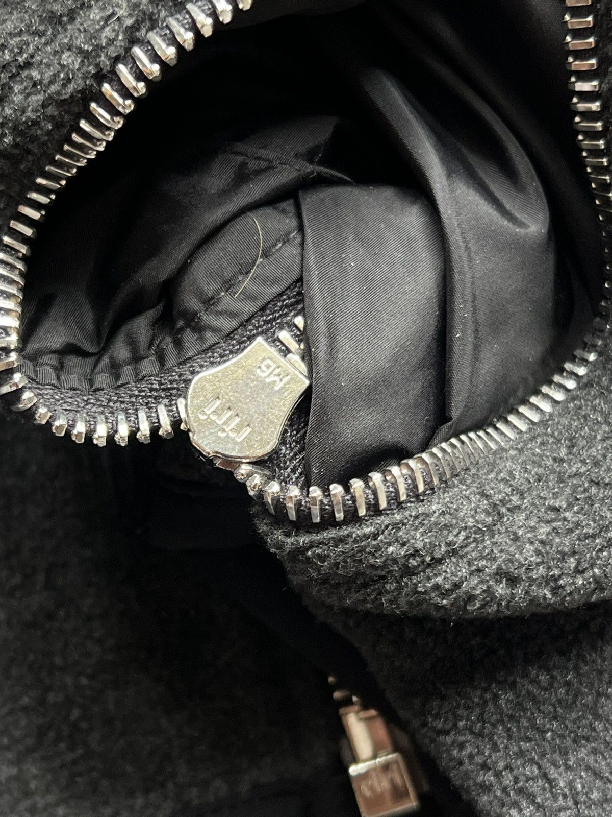 Prada Prada vest Size L Size L / US 10 / IT 46 - 4 Thumbnail