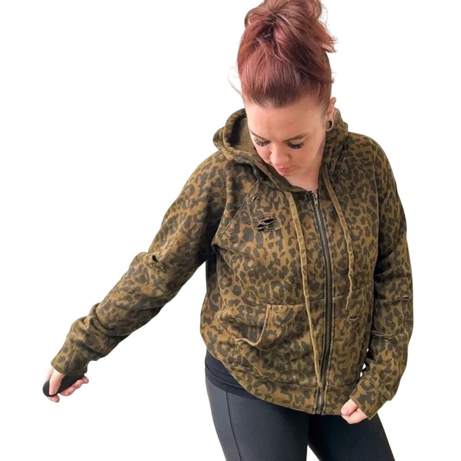 Other Disney Villain Graphic Zip Up Leopard Print Hoodie OOAK Size M / US 6-8 / IT 42-44 - 5 Thumbnail