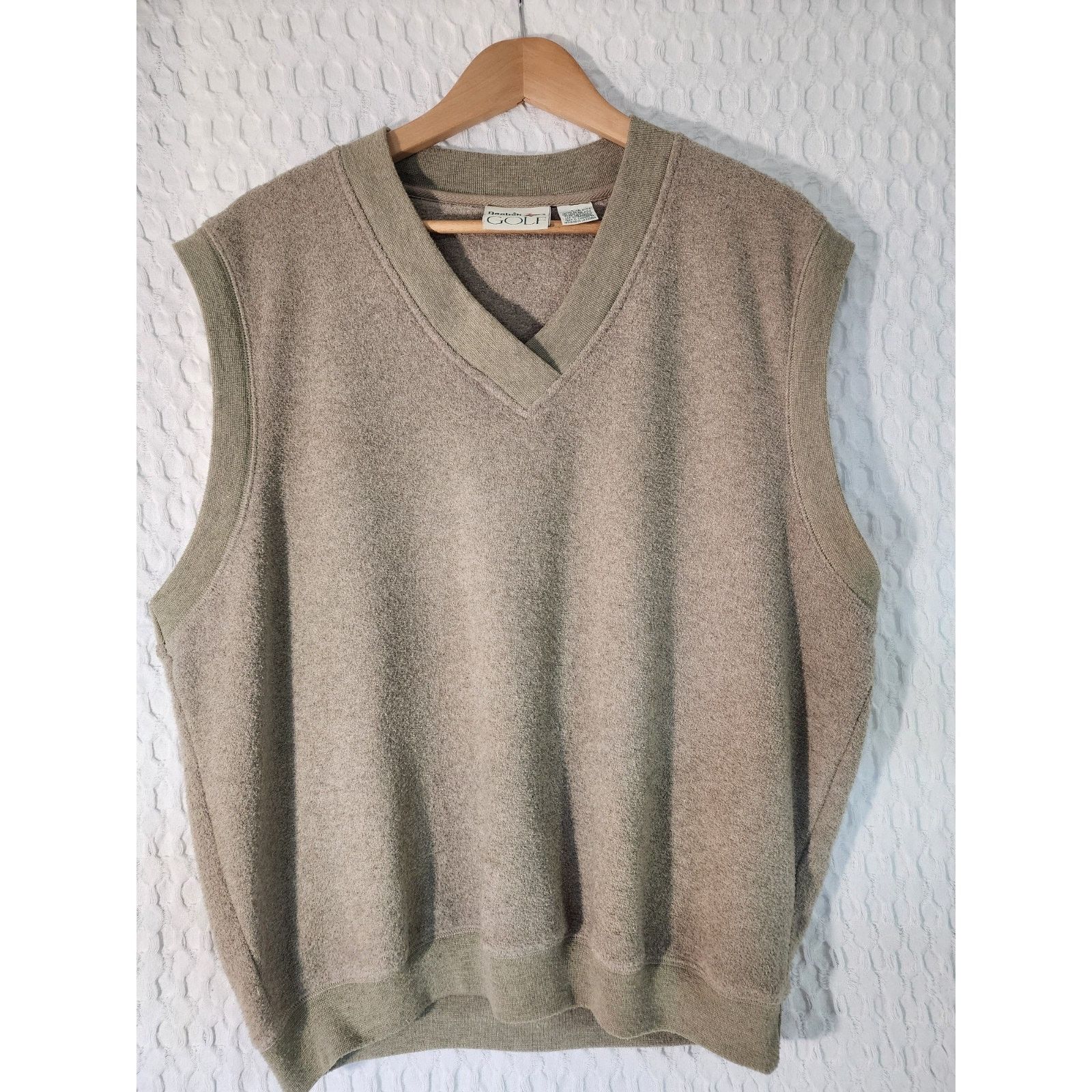 Reebok Vintage Reebok Sweater Vest Men's L Green Chunky V-Neck Golf Size US L / EU 52-54 / 3 - 1 Thumbnail
