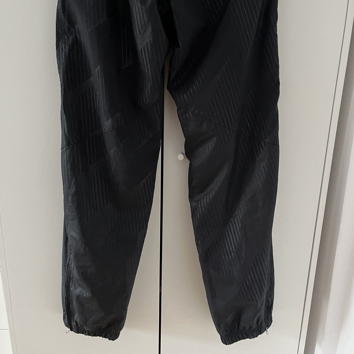 Nike Nike Swoosh Nylon Track Black Sweatpants Streetwear Baggy Size US 32 / EU 48 - 15 Thumbnail