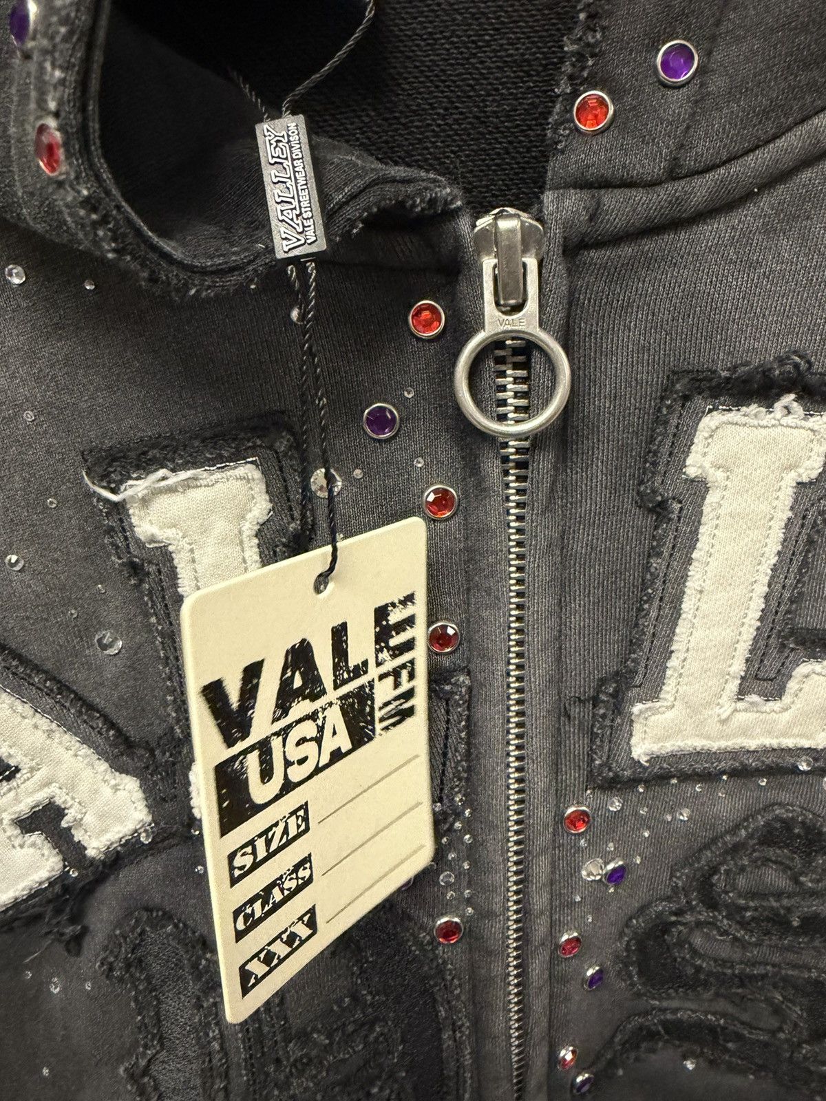Vale Vale valley dreams hoodie new Size US L / EU 52-54 / 3 - 5 Thumbnail