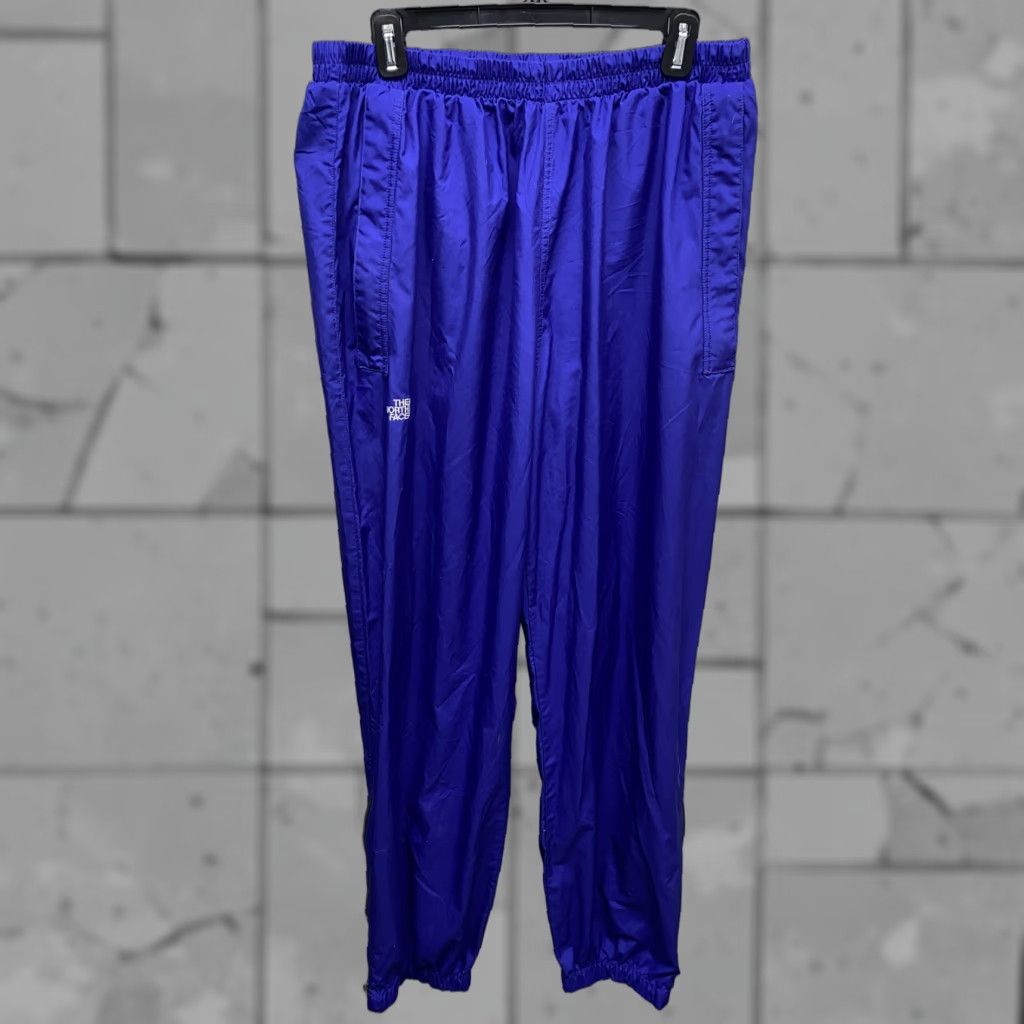 The North Face The North Face Mens Hiking Pants Size XL Purple Polyester Regular Inseam 32 in Pants Size US 36 / EU 52 - 1 Thumbnail