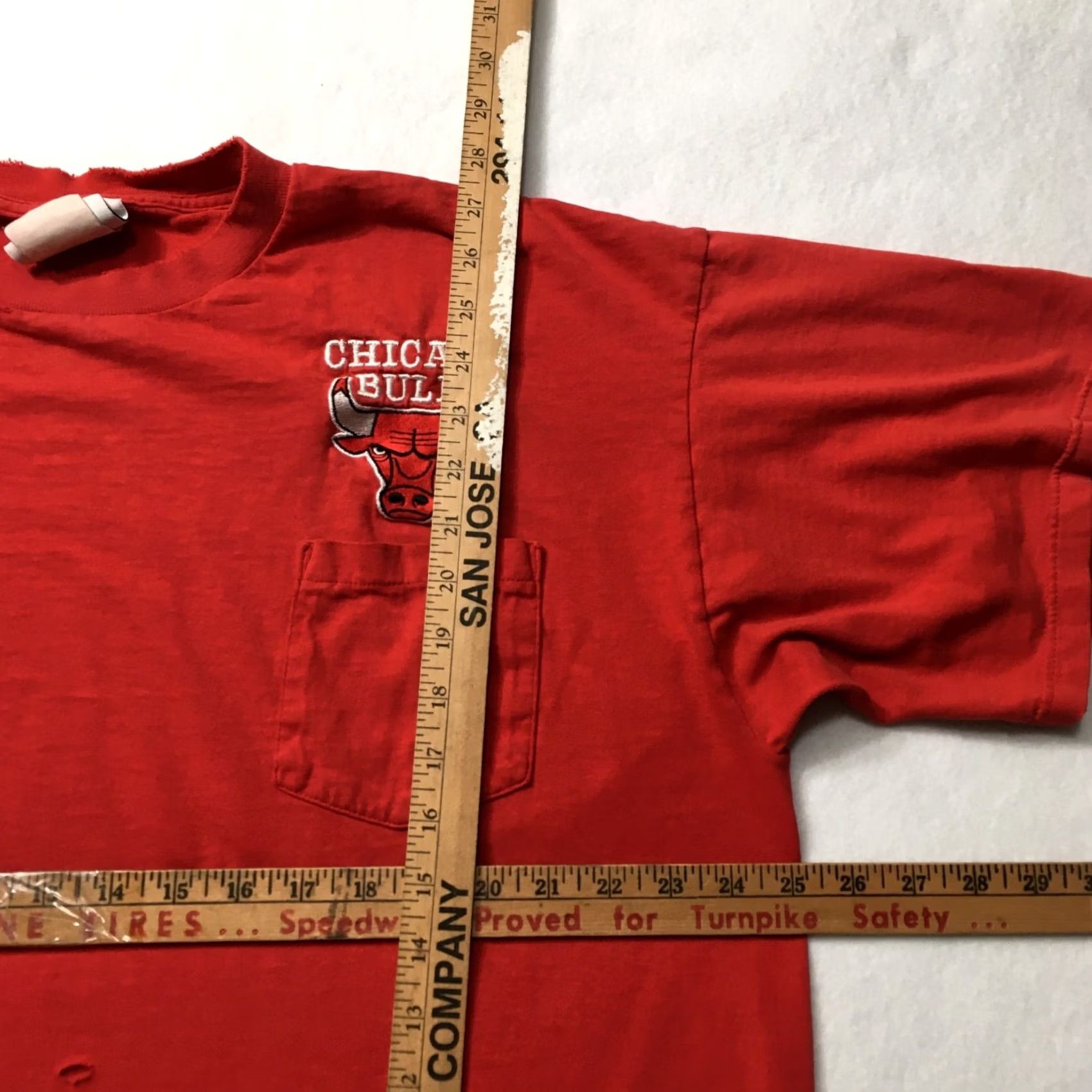 Logo Athletic VINTAGE Logo Athletic Shirt Mens XL Red Y2K Chicago Bulls NBA Pocket Size embroid Size US XL / EU 56 / 4 - 6 Thumbnail