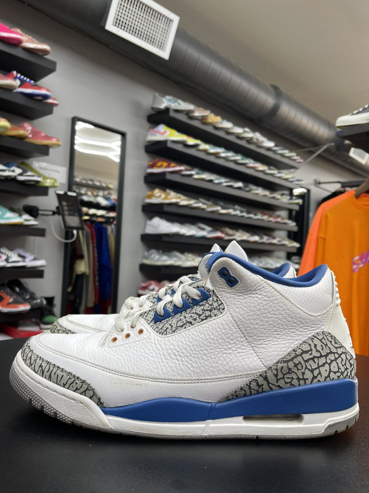 Jordan Brand Size 13 - Jordan 3 Wizard “2023” Good Condition Size US 13 / EU 46 - 1 Thumbnail