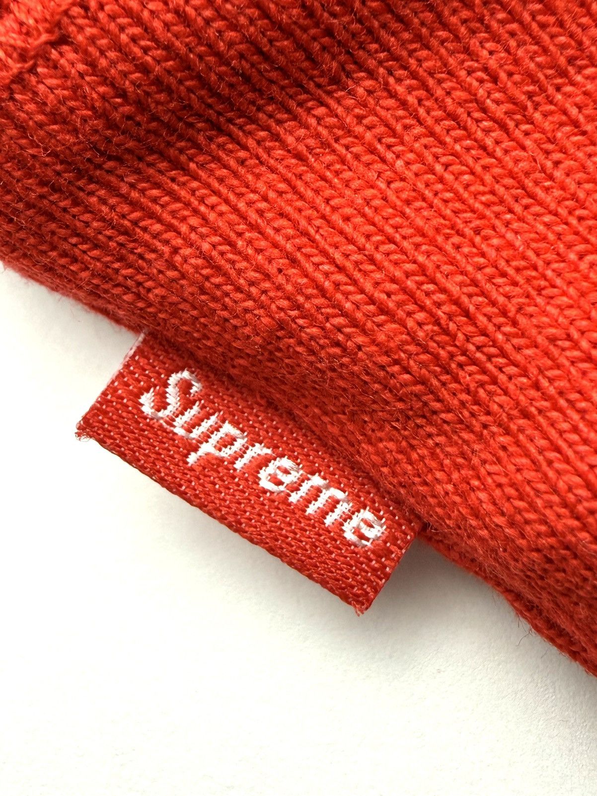 Supreme DEADSTOCK FW16 BOGO Hoodie, Red, Medium, NWT Size US M / EU 48-50 / 2 - 5 Thumbnail