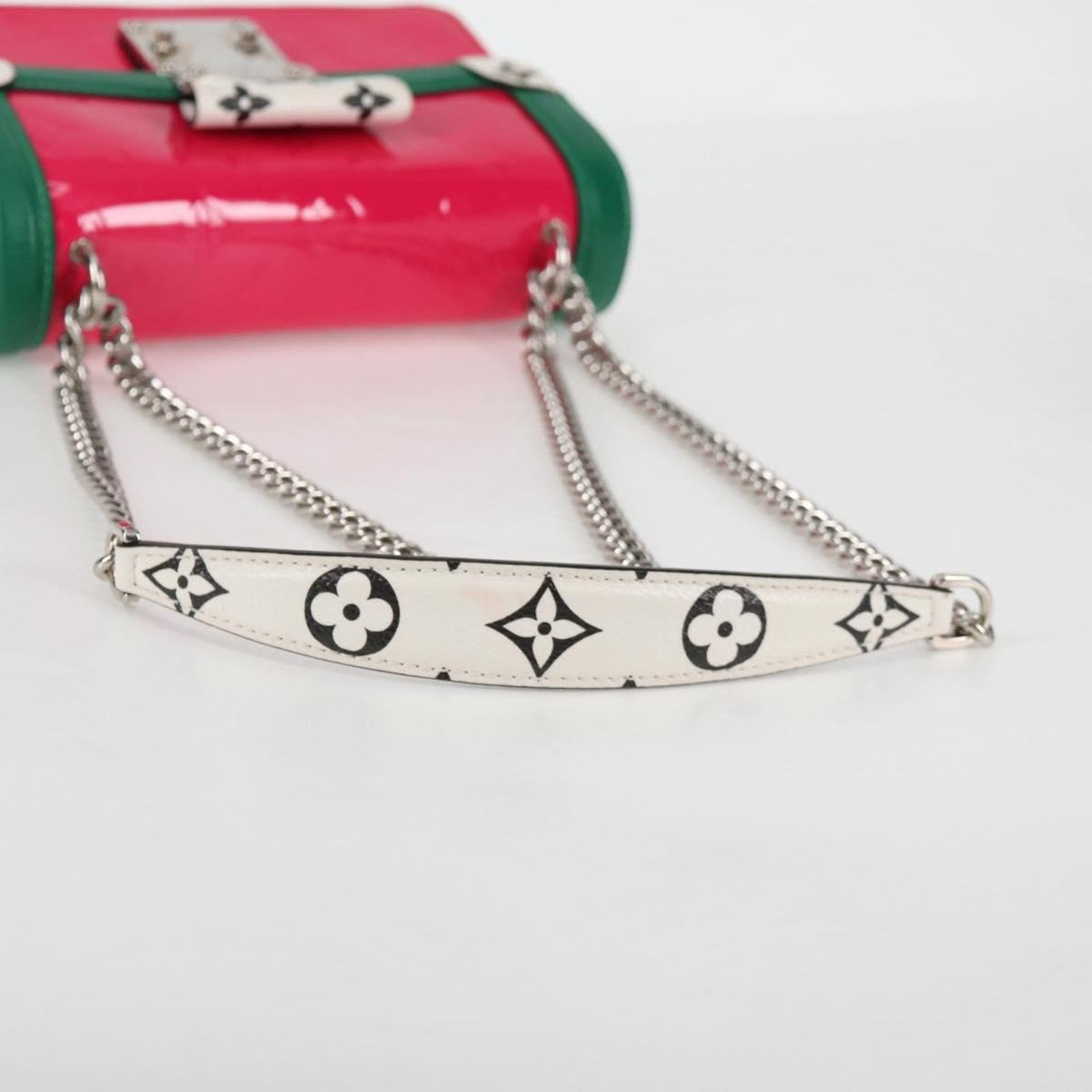Louis Vuitton Pink Patent Leather Wynwood