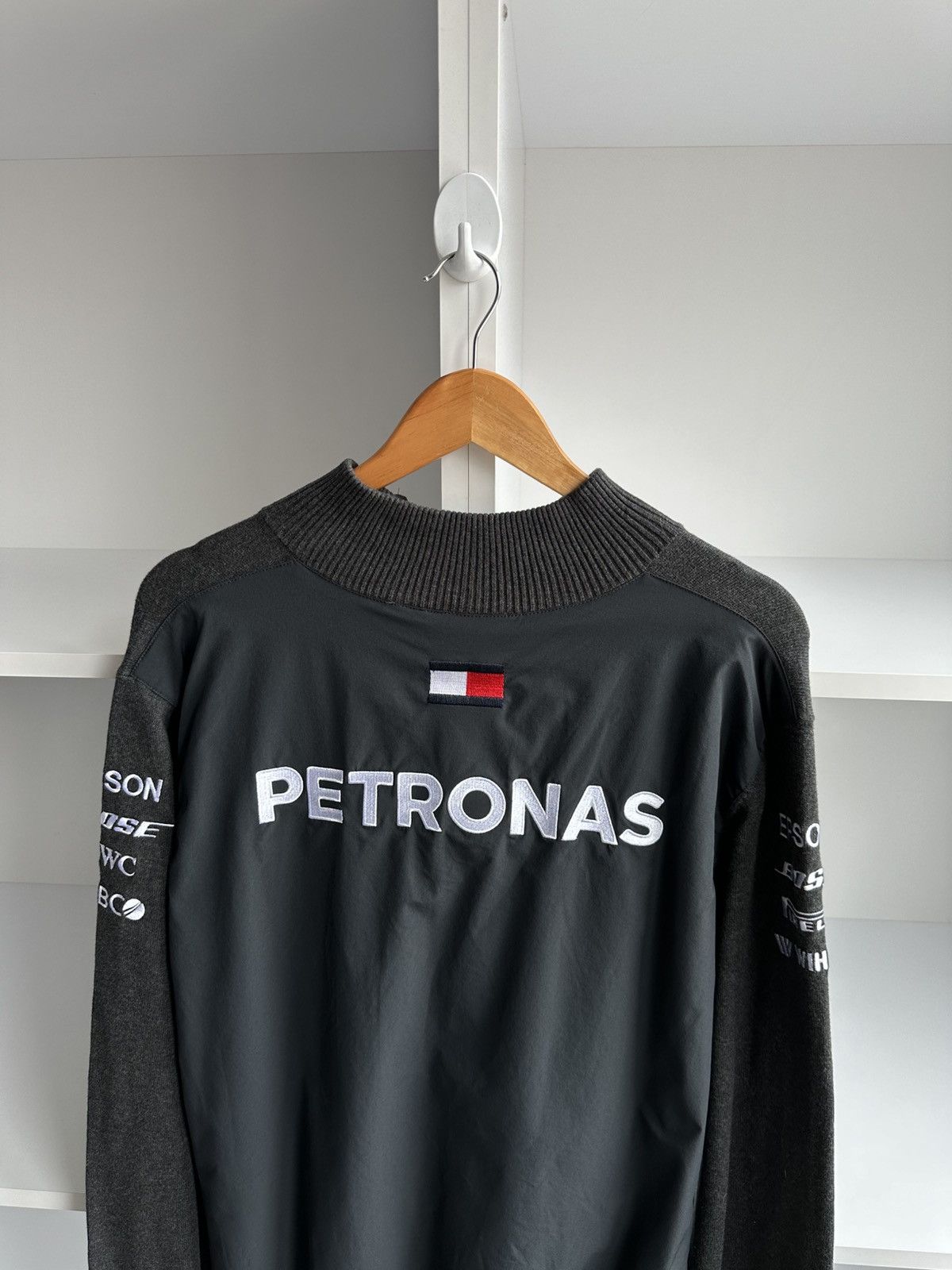 Formula 1 × Vintage Vintage AMG Petronas Motosport Racing Sweater Size US XL / EU 56 / 4 - 11 Thumbnail